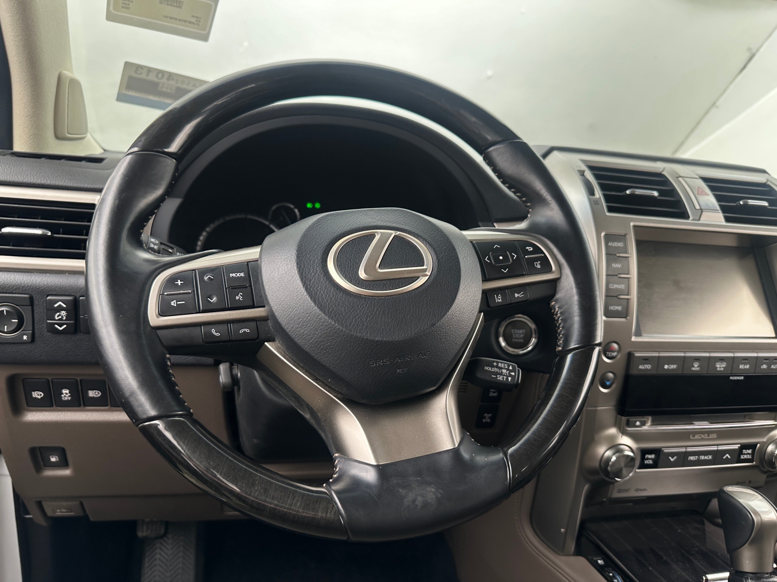 Thumbnail: 2020 Lexus GX - 4