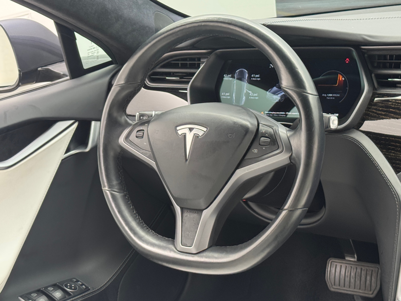 Thumbnail: 2019 Tesla Model S - 4