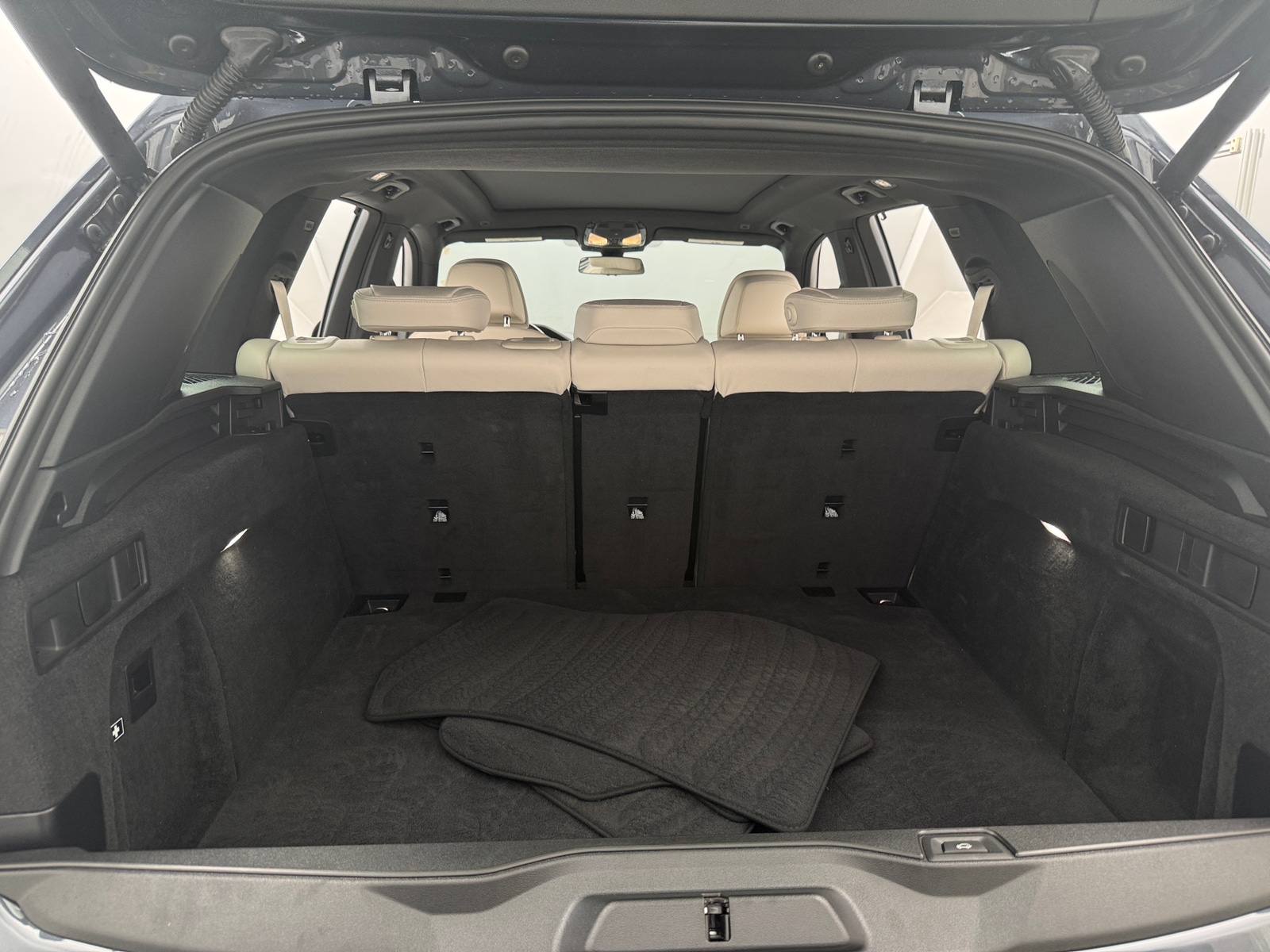 Thumbnail: 2021 BMW X5 - 6
