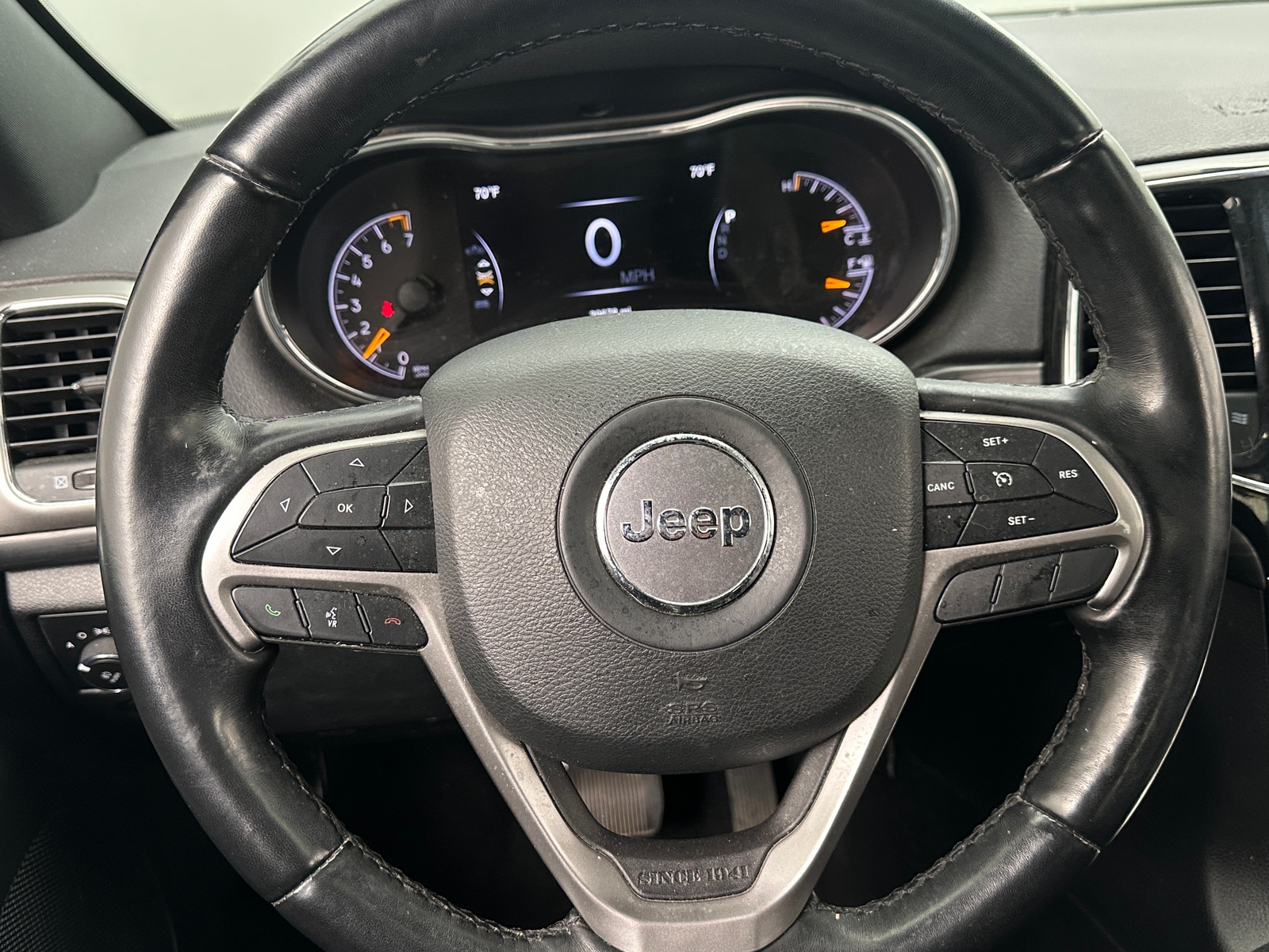 Thumbnail: 2022 Jeep Grand Cherokee - 5