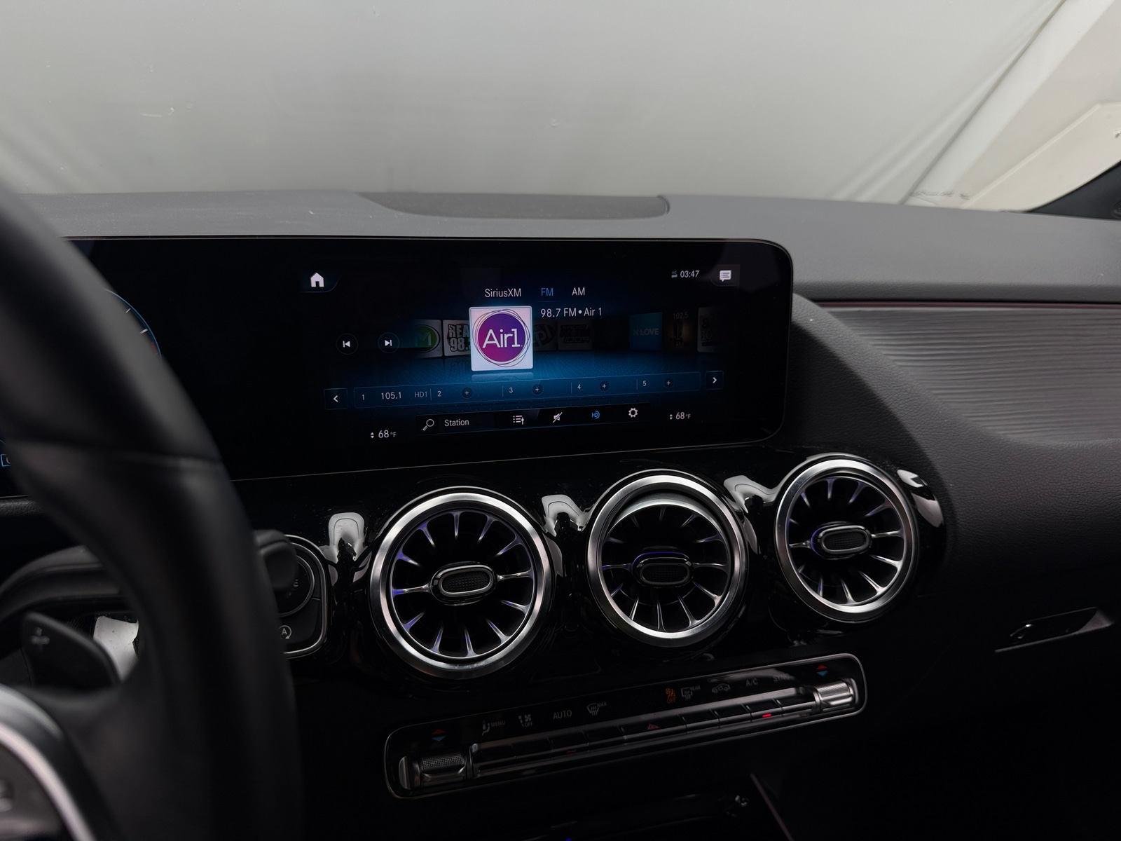 Thumbnail: 2023 Mercedes-Benz GLA - 3