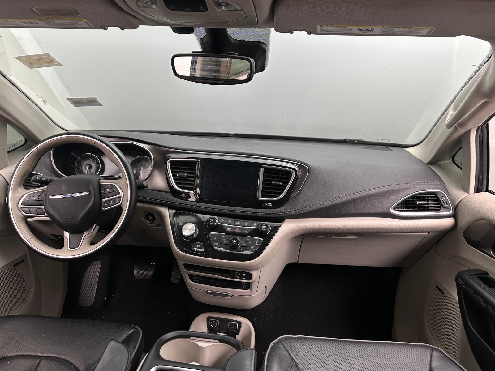 Thumbnail: 2017 Chrysler Pacifica - 2