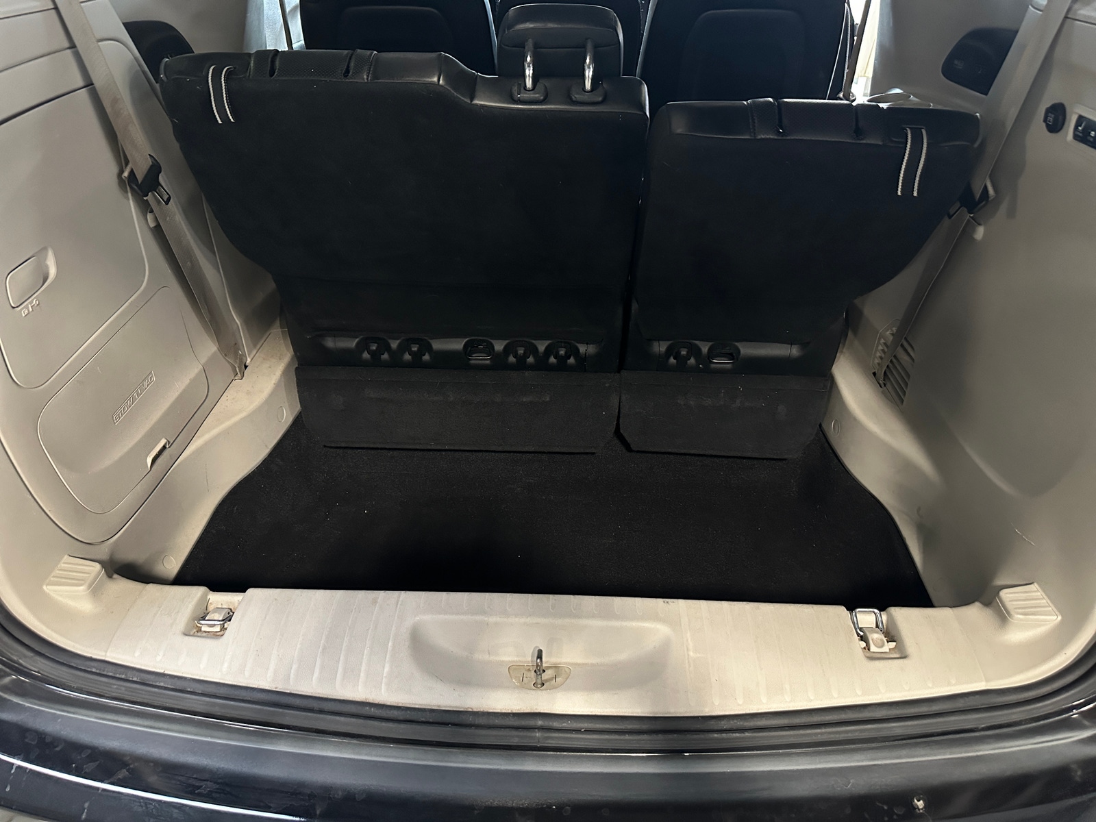 Thumbnail: 2017 Chrysler Pacifica - 6