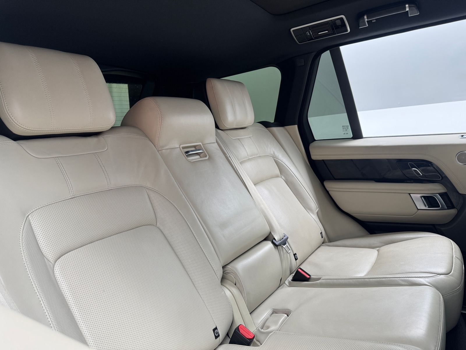Thumbnail: 2018 Land Rover Range Rover - 5