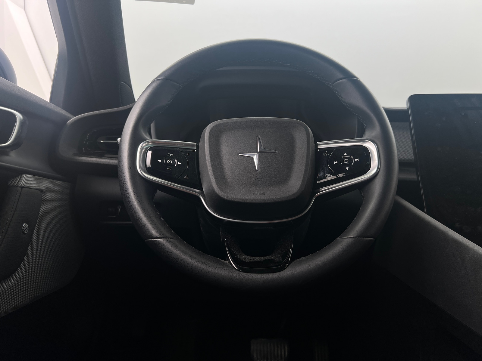 Thumbnail: 2021 Polestar 2 - 5