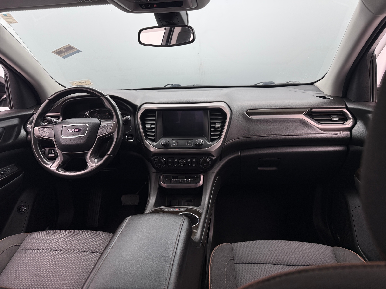Thumbnail: 2020 GMC Acadia - 3