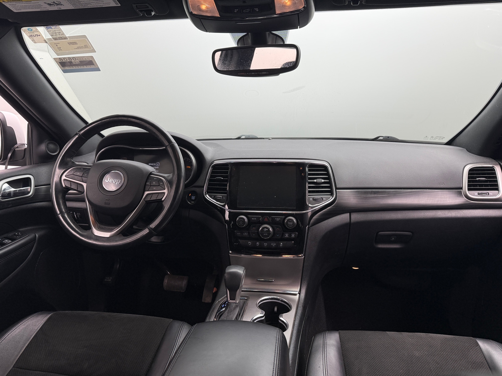Thumbnail: 2019 Jeep Grand Cherokee - 3