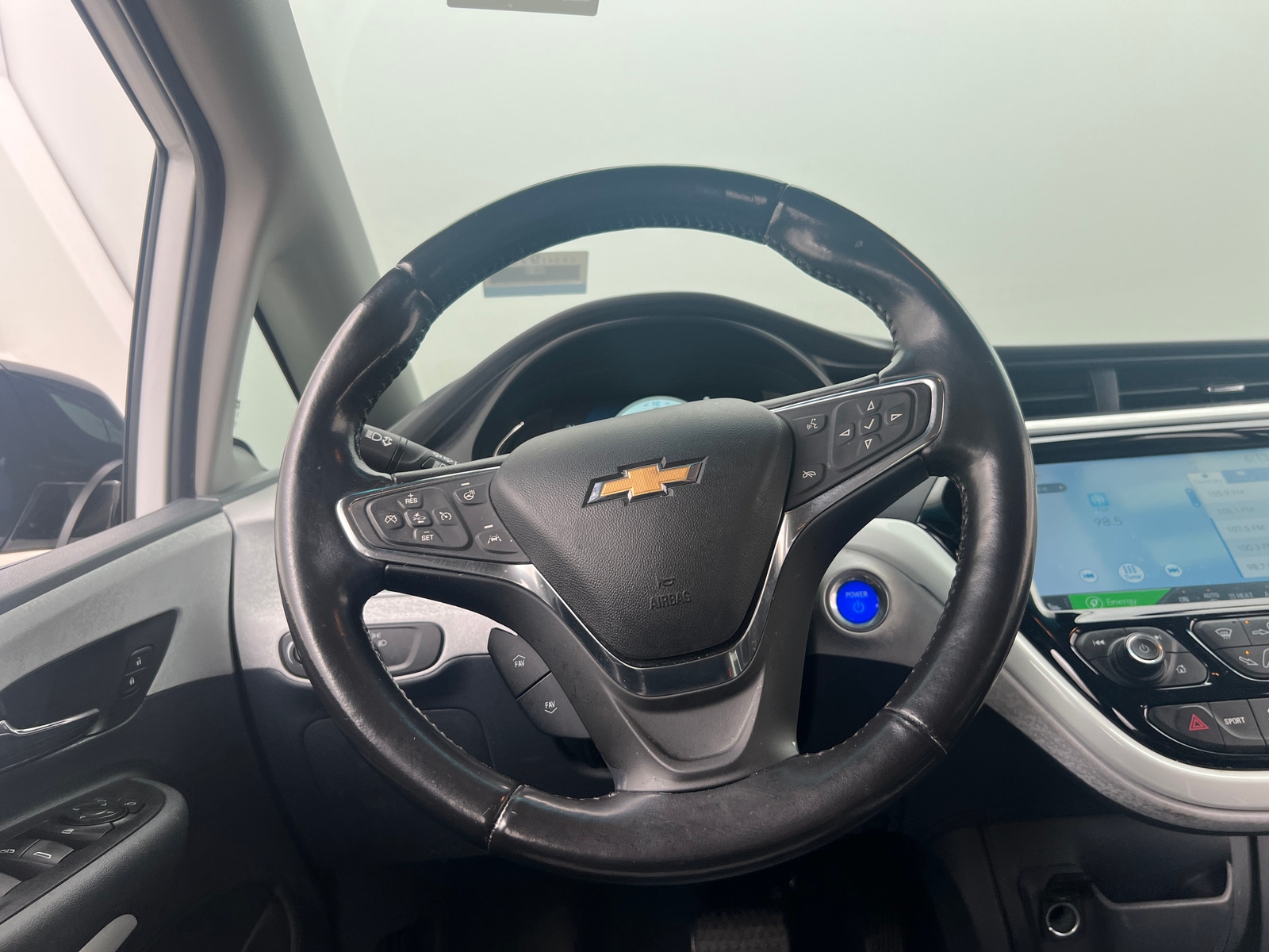 Thumbnail: 2021 Chevrolet Bolt EV - 5