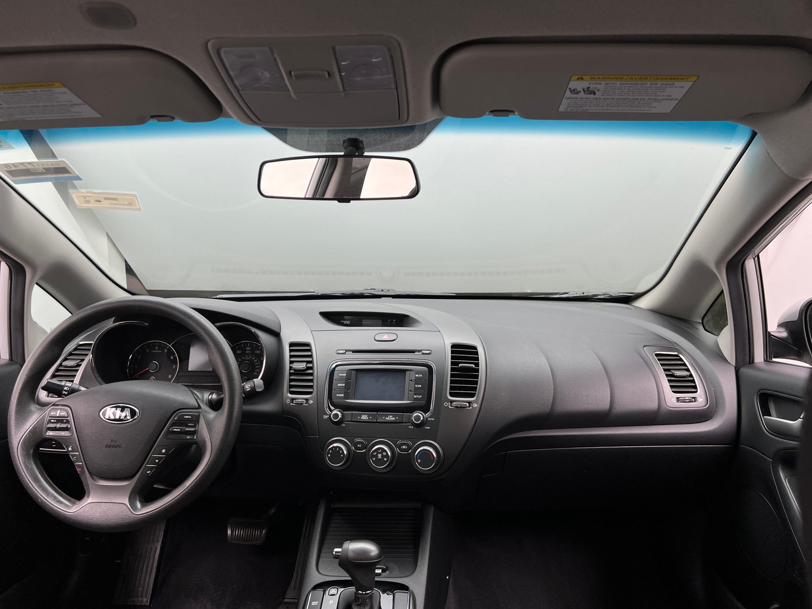 Thumbnail: 2017 Kia Forte - 3