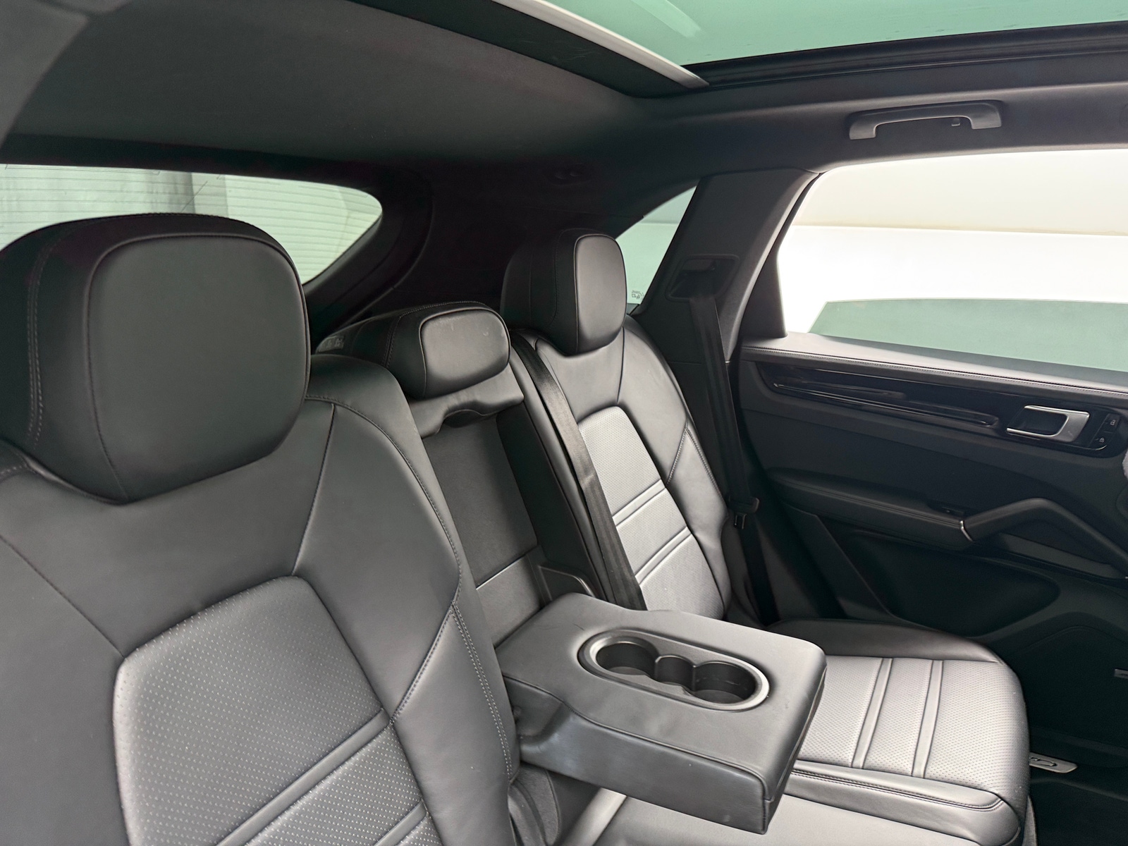 Thumbnail: 2019 Porsche Cayenne - 5