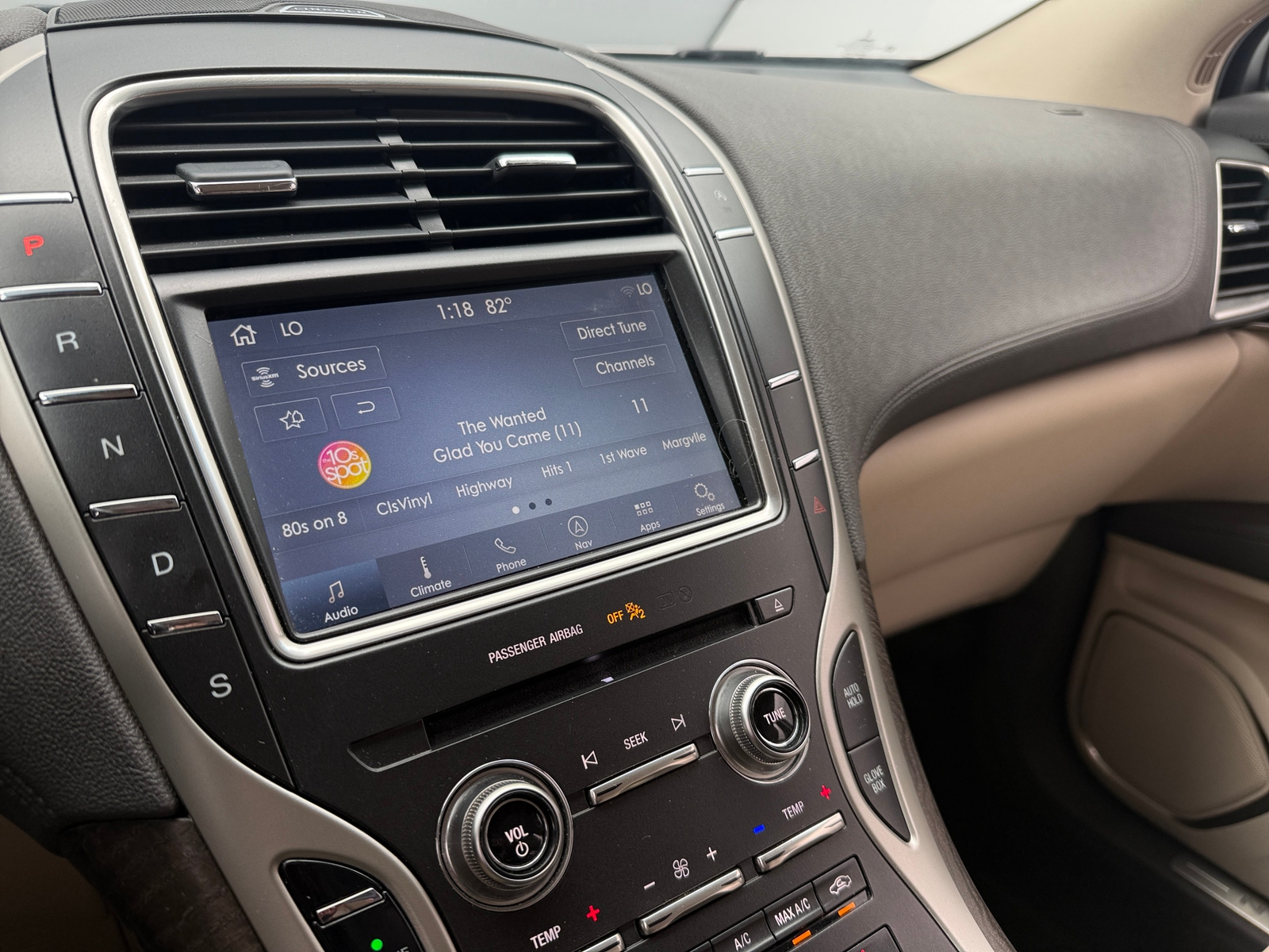 Thumbnail: 2019 Lincoln Nautilus - 3