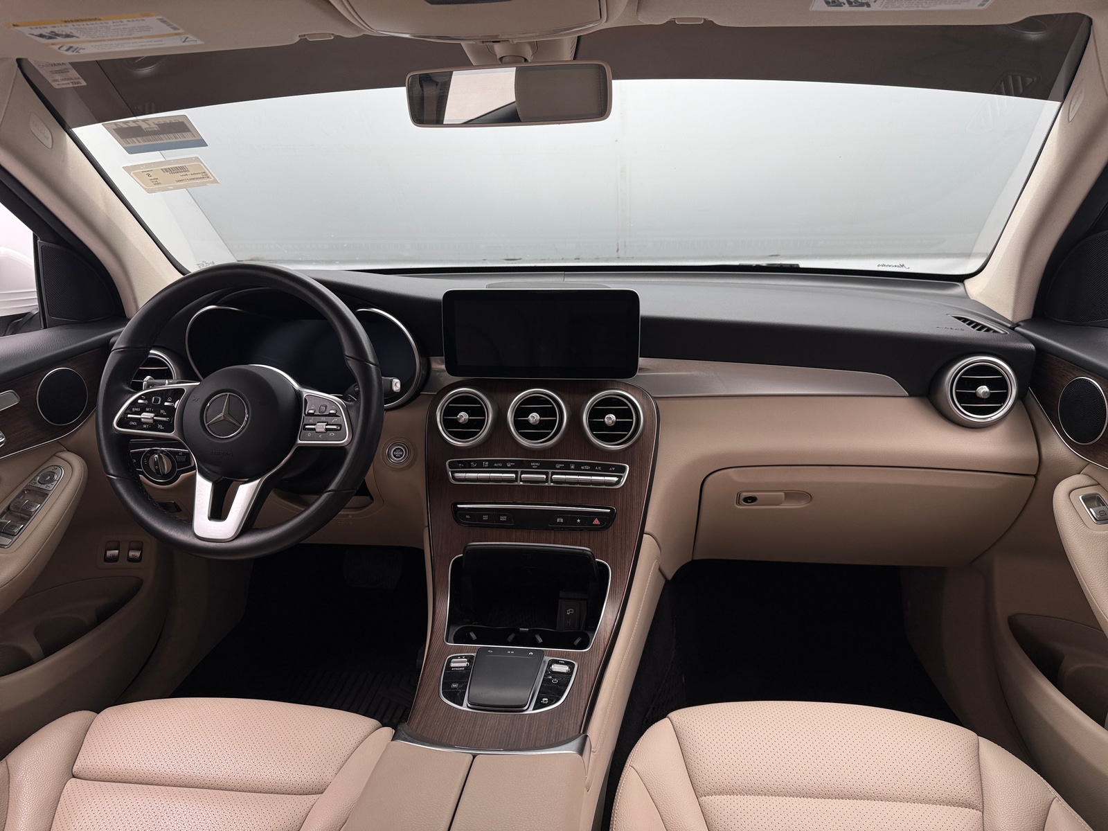 Thumbnail: 2020 Mercedes-Benz GLC - 2