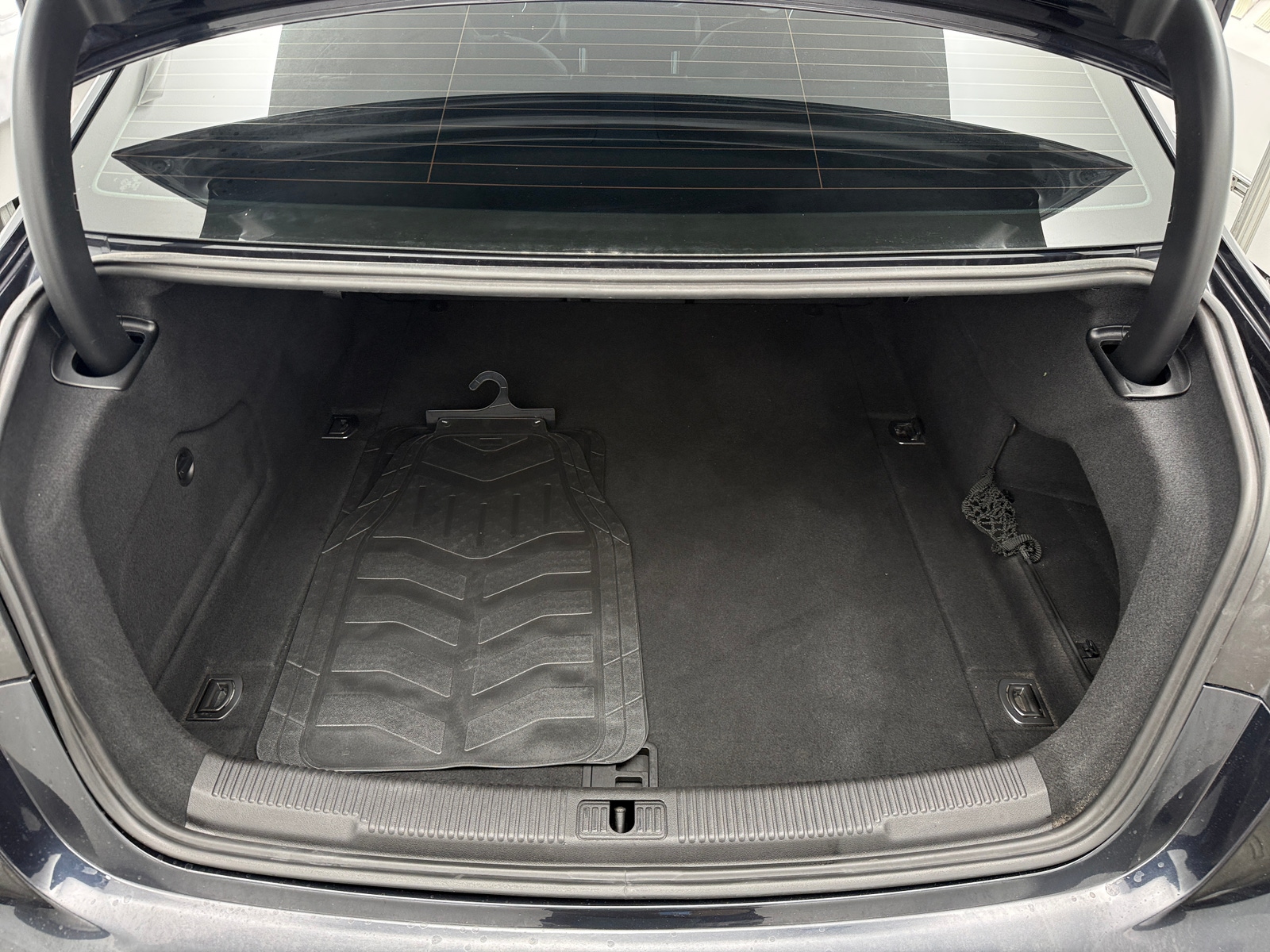 Thumbnail: 2016 Audi A6 - 6