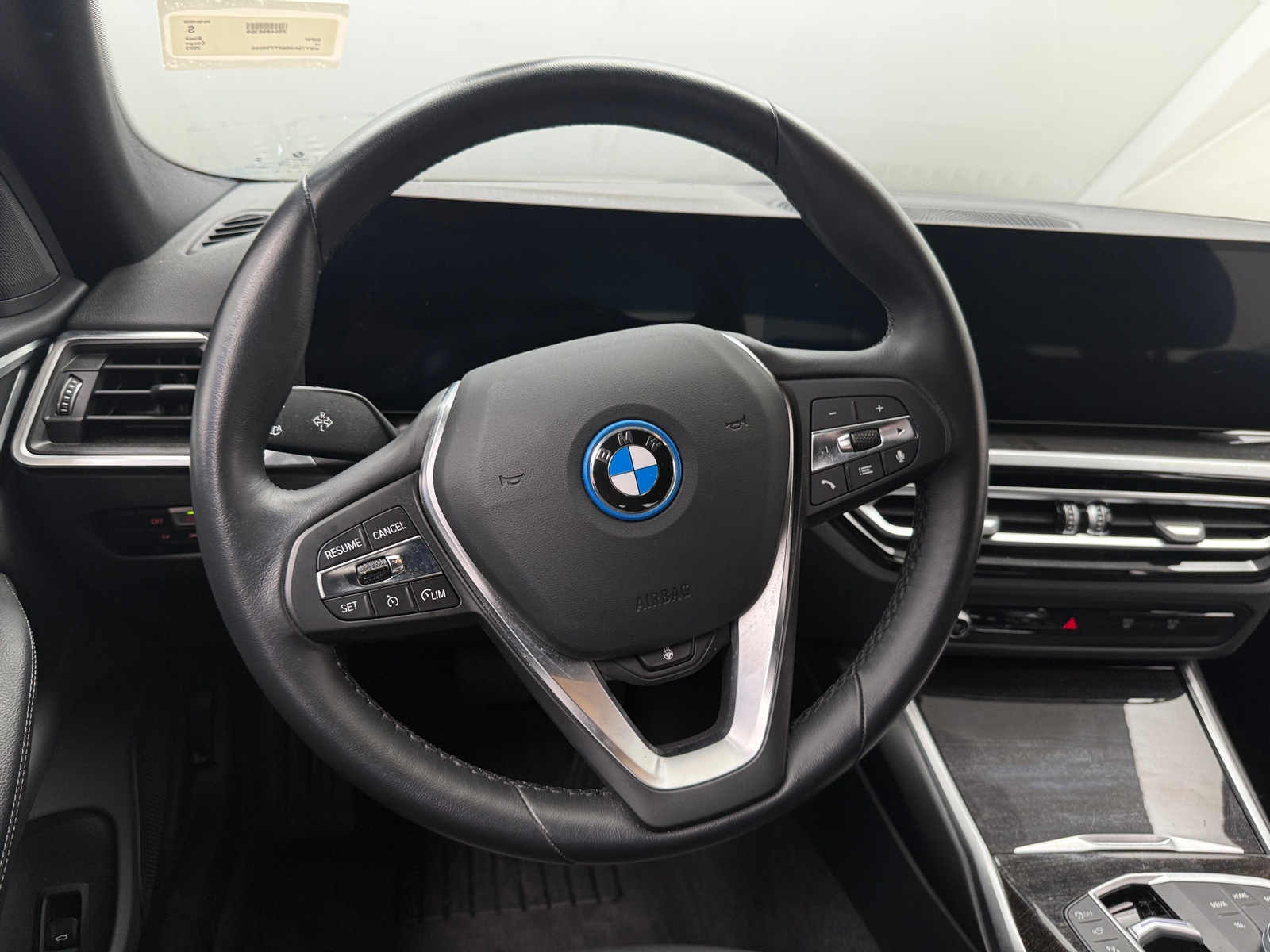 Thumbnail: 2023 BMW i4 - 4