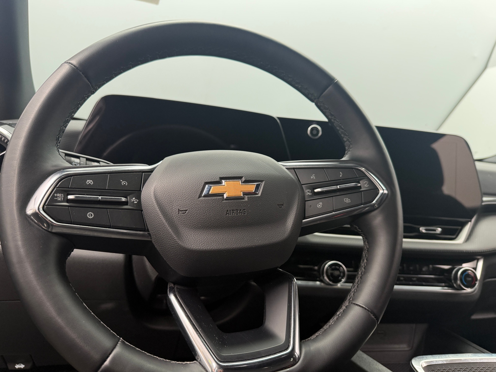 Thumbnail: 2025 Chevrolet Equinox - 5