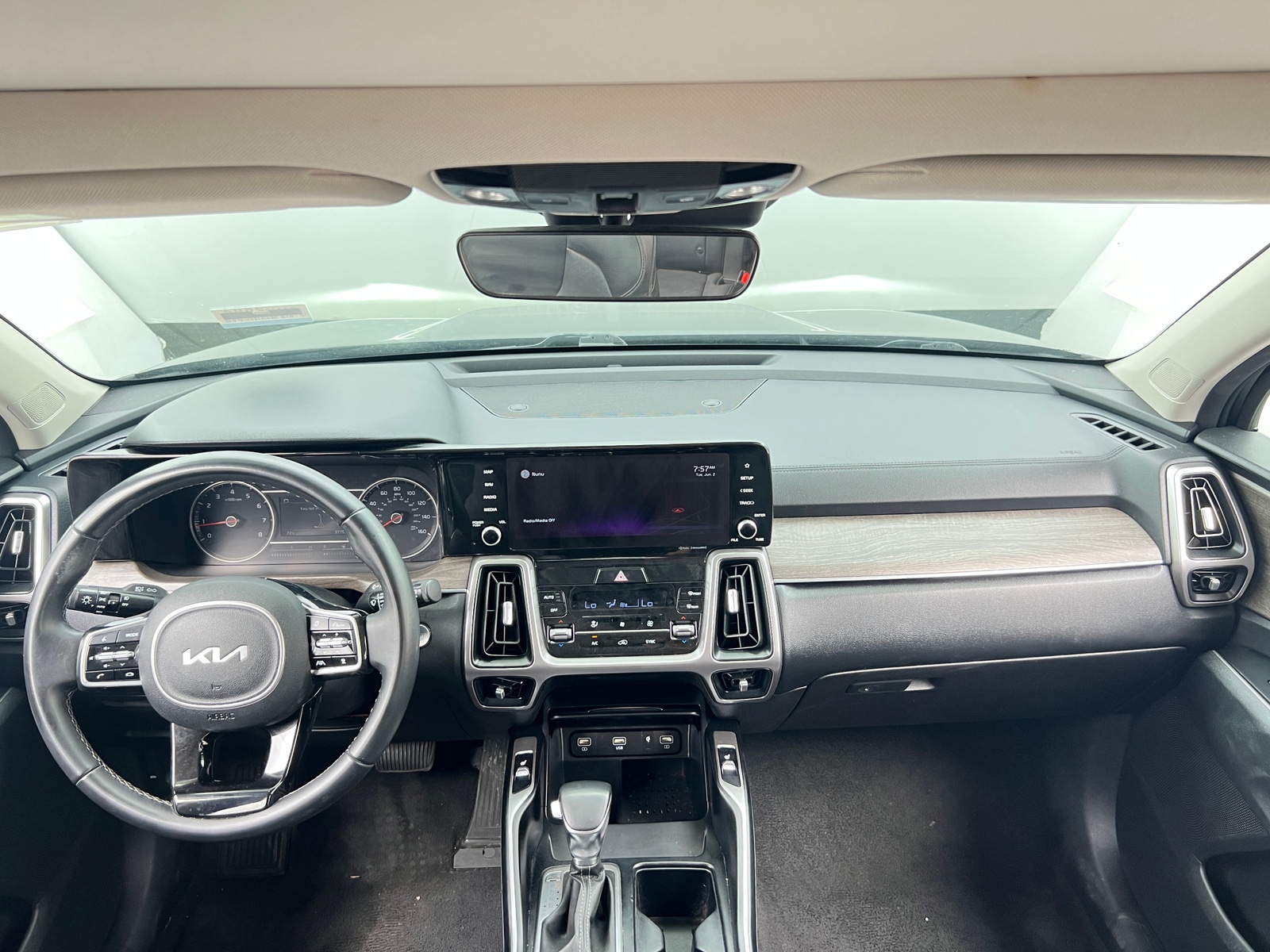 Thumbnail: 2022 Kia Sorento - 2
