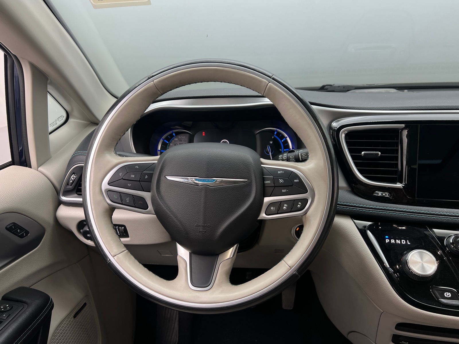 Thumbnail: 2019 Chrysler Pacifica - 4