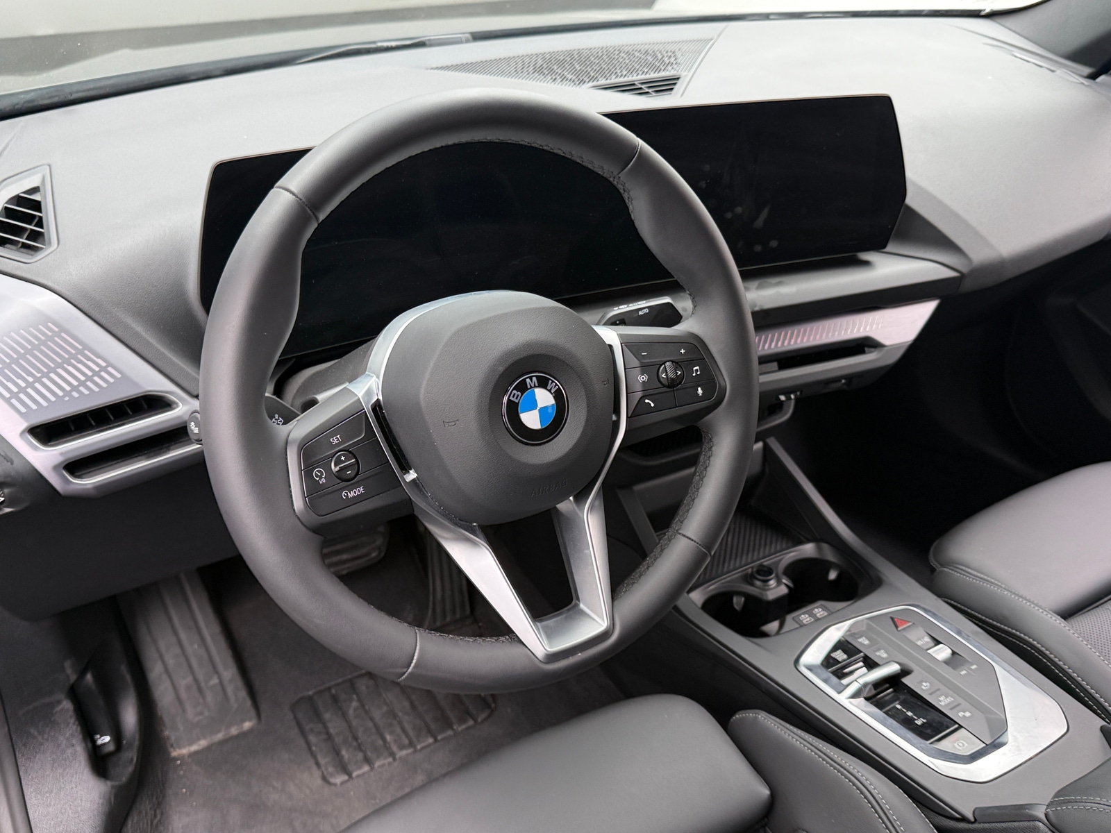 Thumbnail: 2026 BMW 2 Series - 4