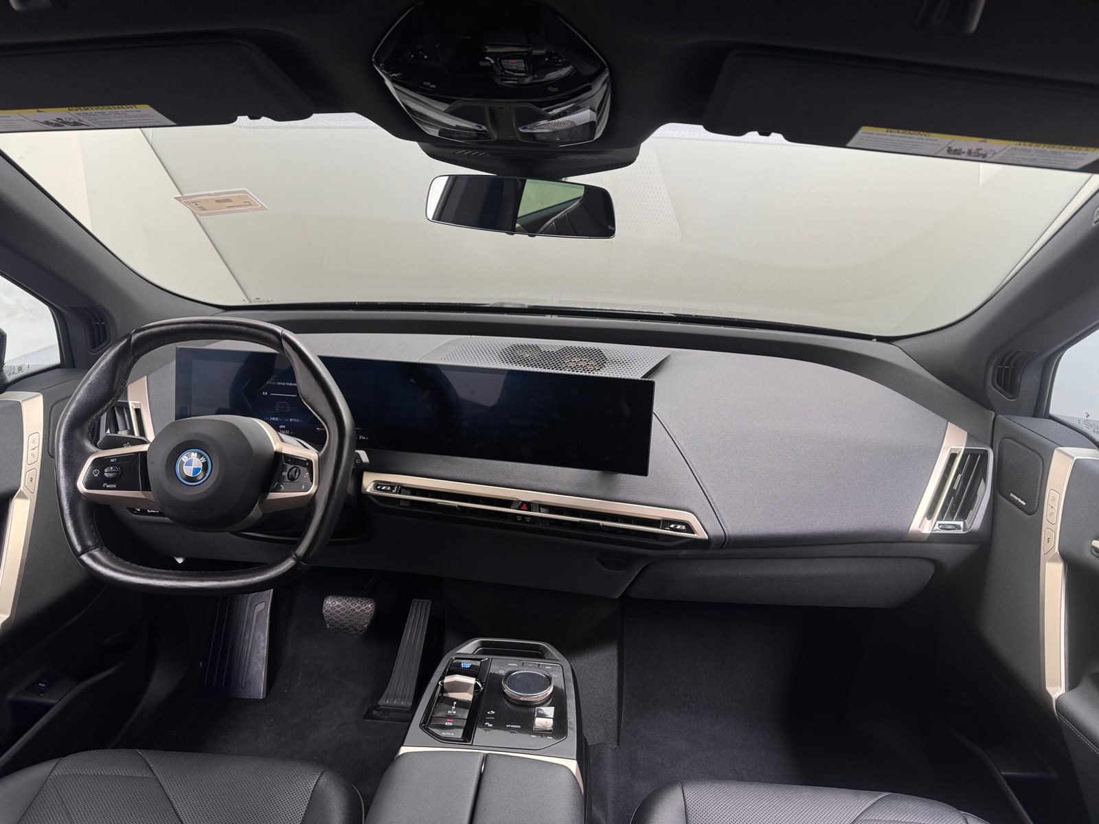 Thumbnail: 2023 BMW iX - 3