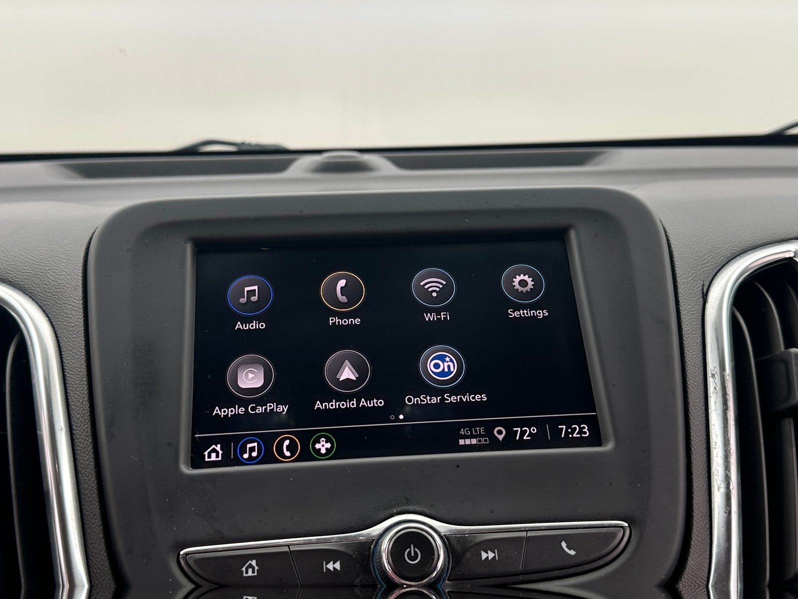Thumbnail: 2022 Chevrolet Equinox - 4