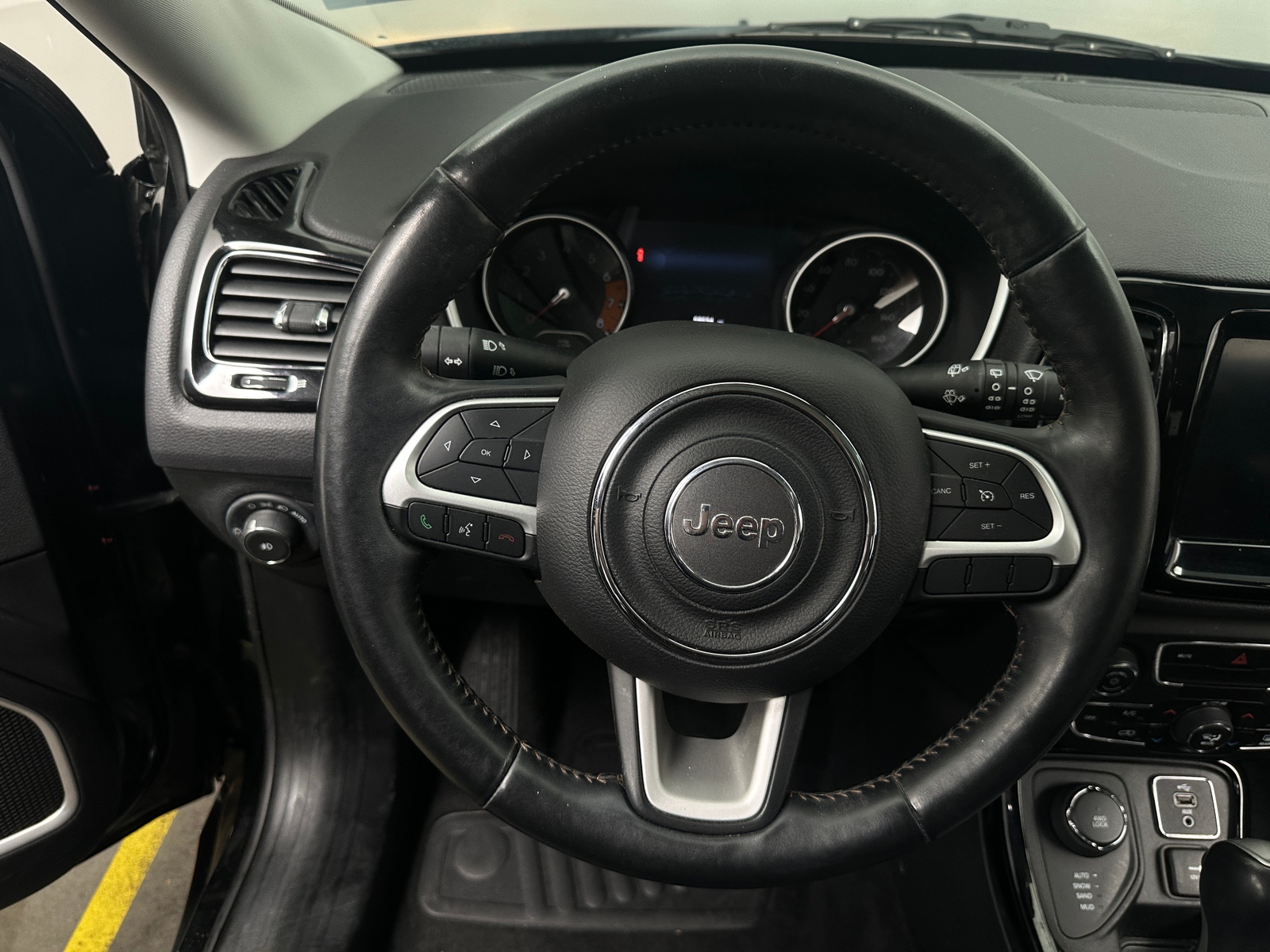 Thumbnail: 2018 Jeep Compass - 4