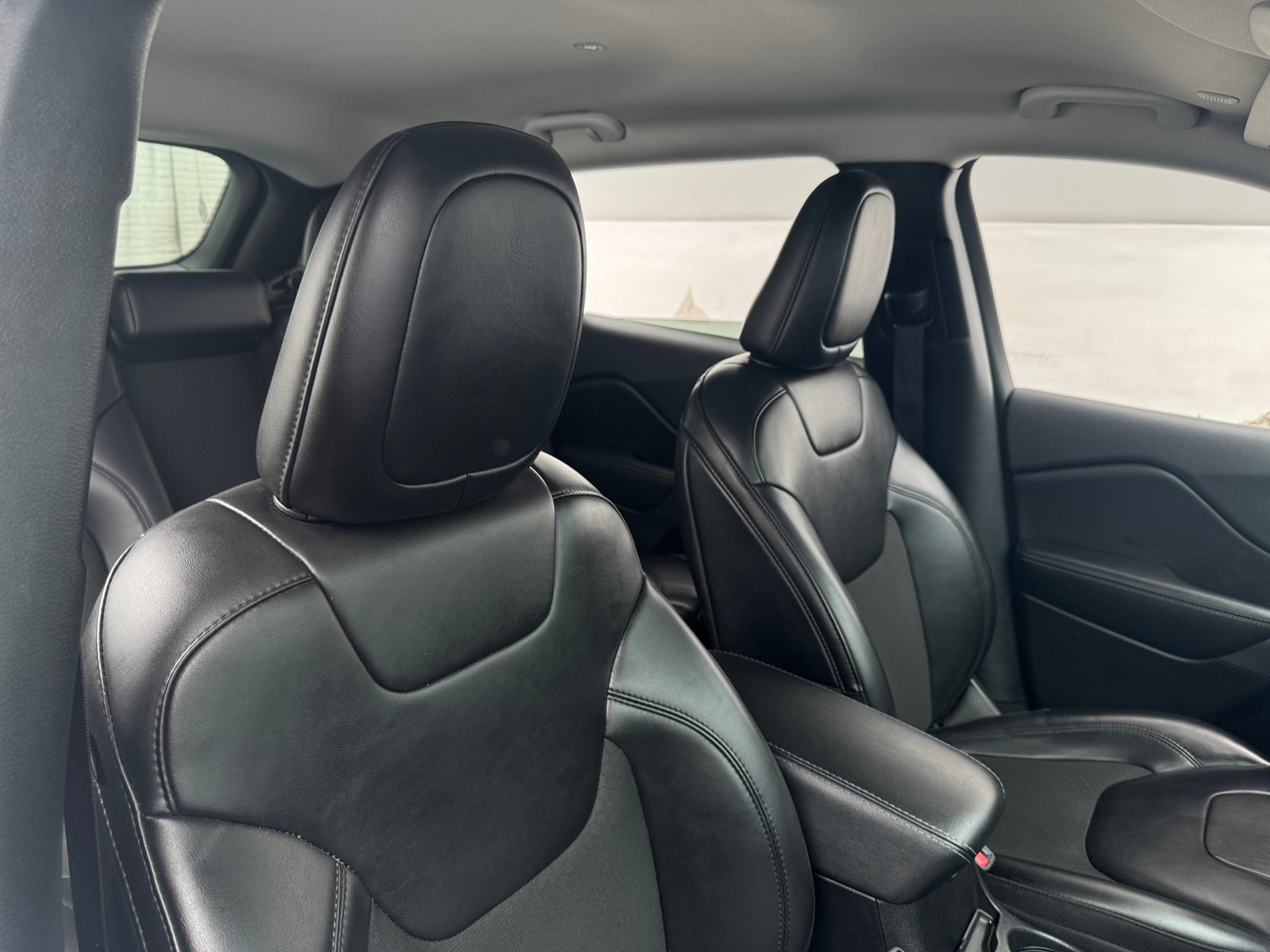 Thumbnail: 2020 Jeep Cherokee - 2