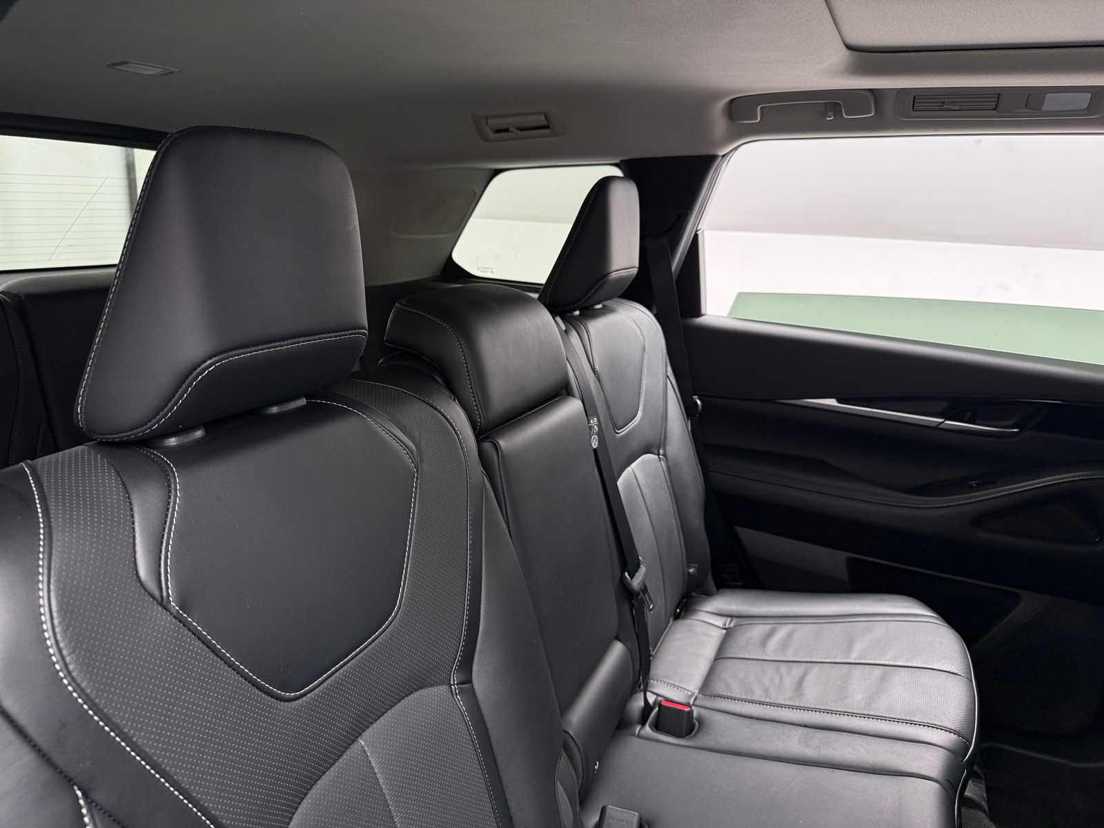 Thumbnail: 2024 INFINITI QX60 - 5