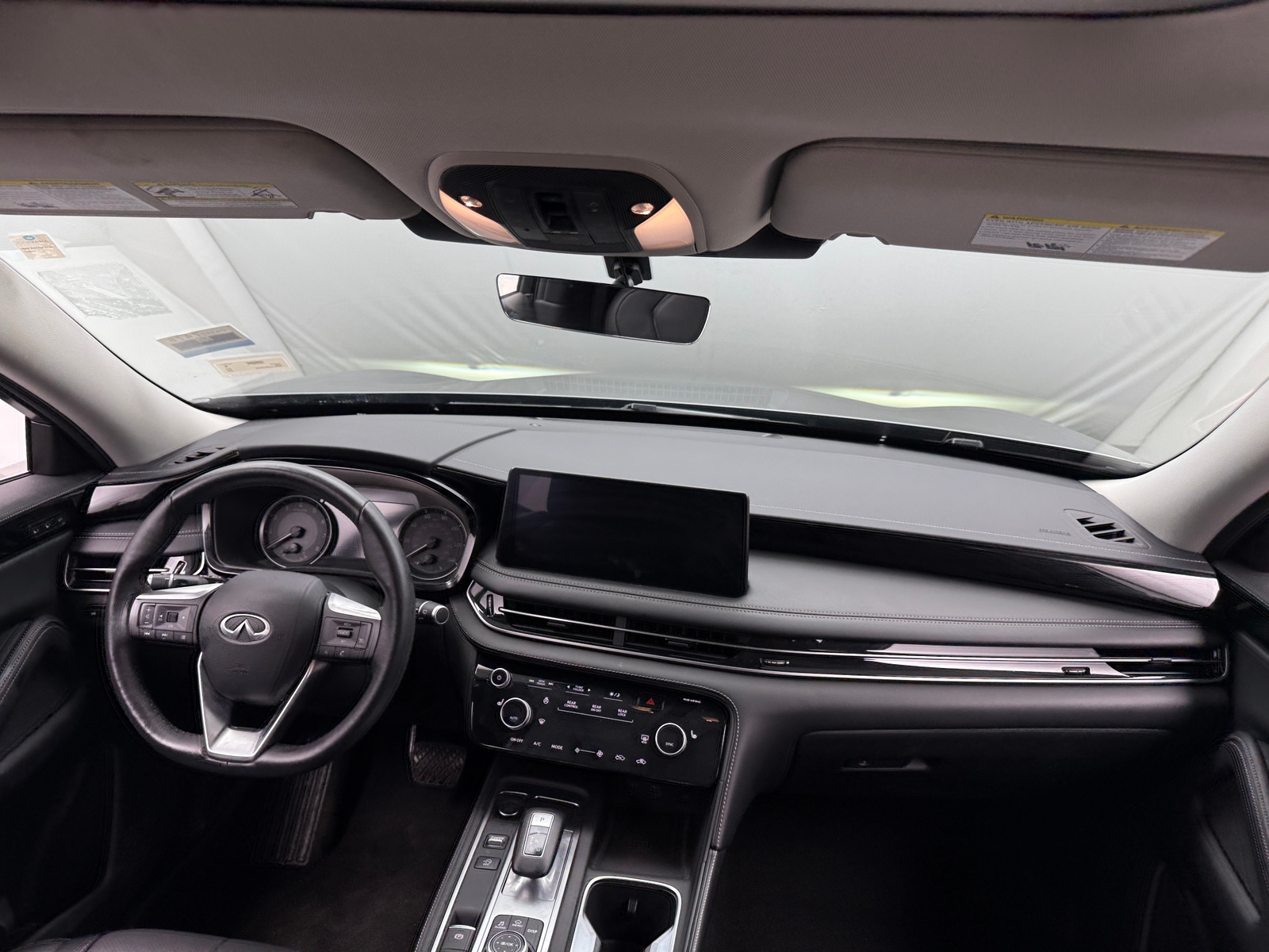 Thumbnail: 2024 INFINITI QX60 - 2