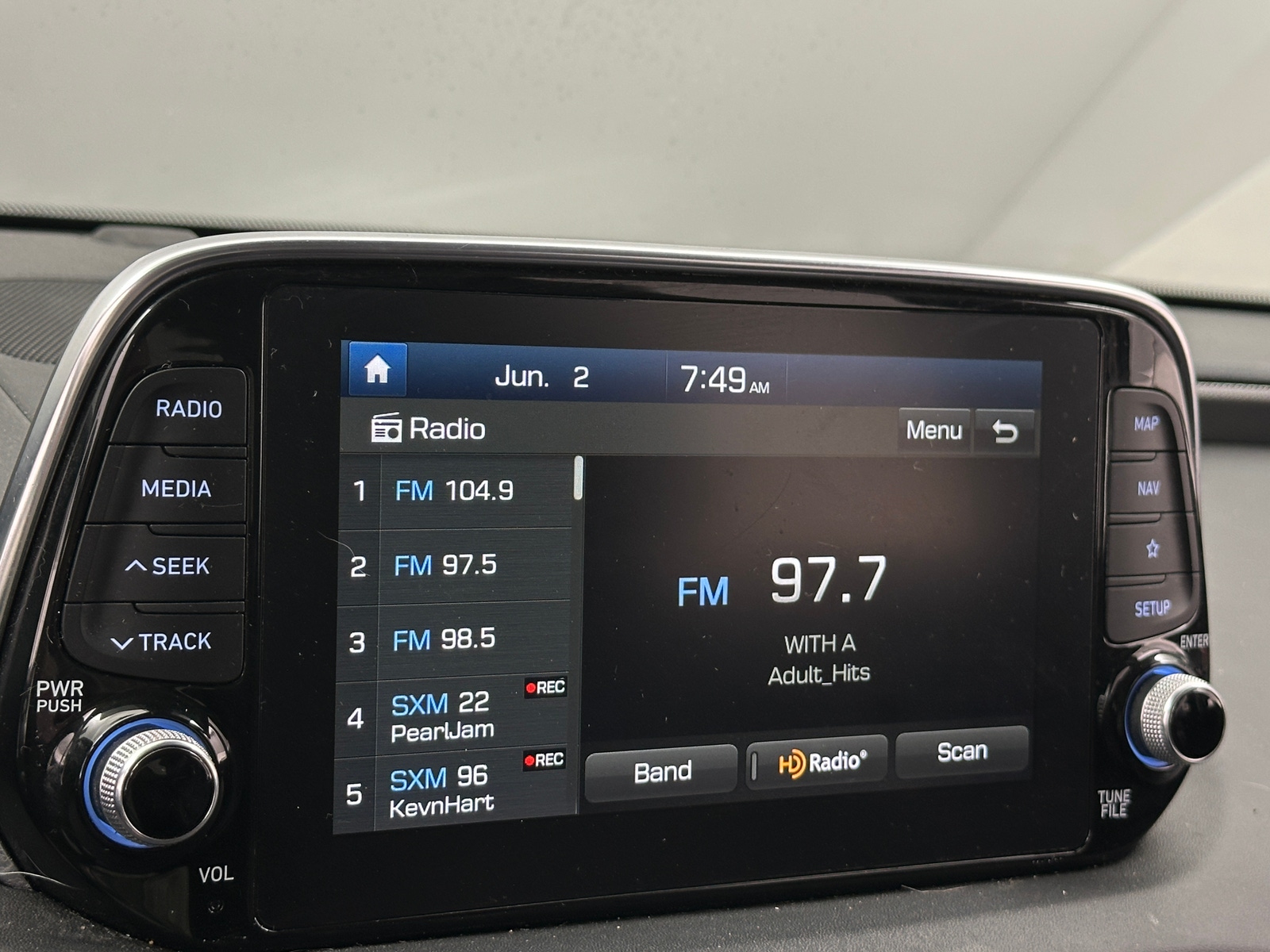 Thumbnail: 2019 Hyundai Santa Fe - 3