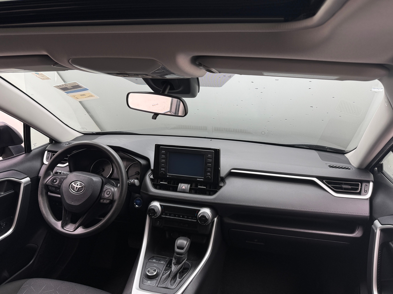 Thumbnail: 2022 Toyota RAV4 - 3