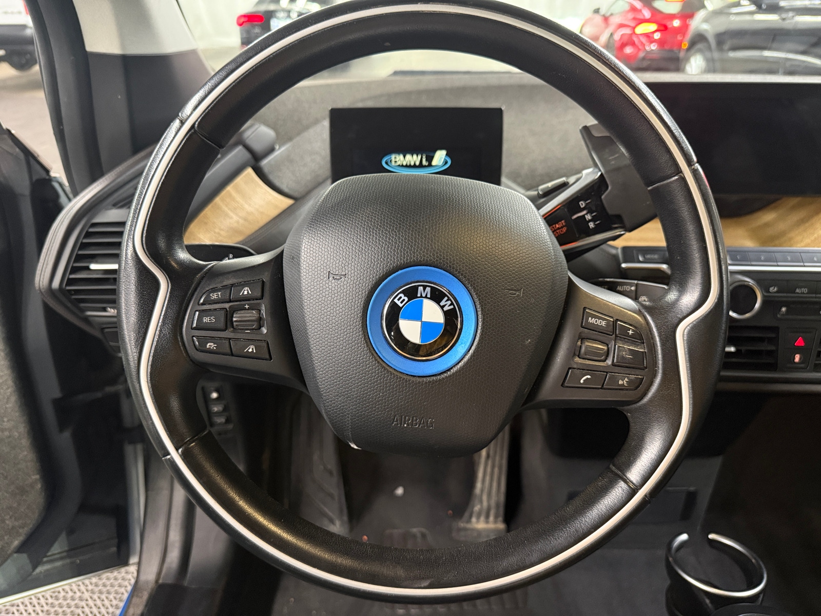 Thumbnail: 2015 BMW i3 - 4
