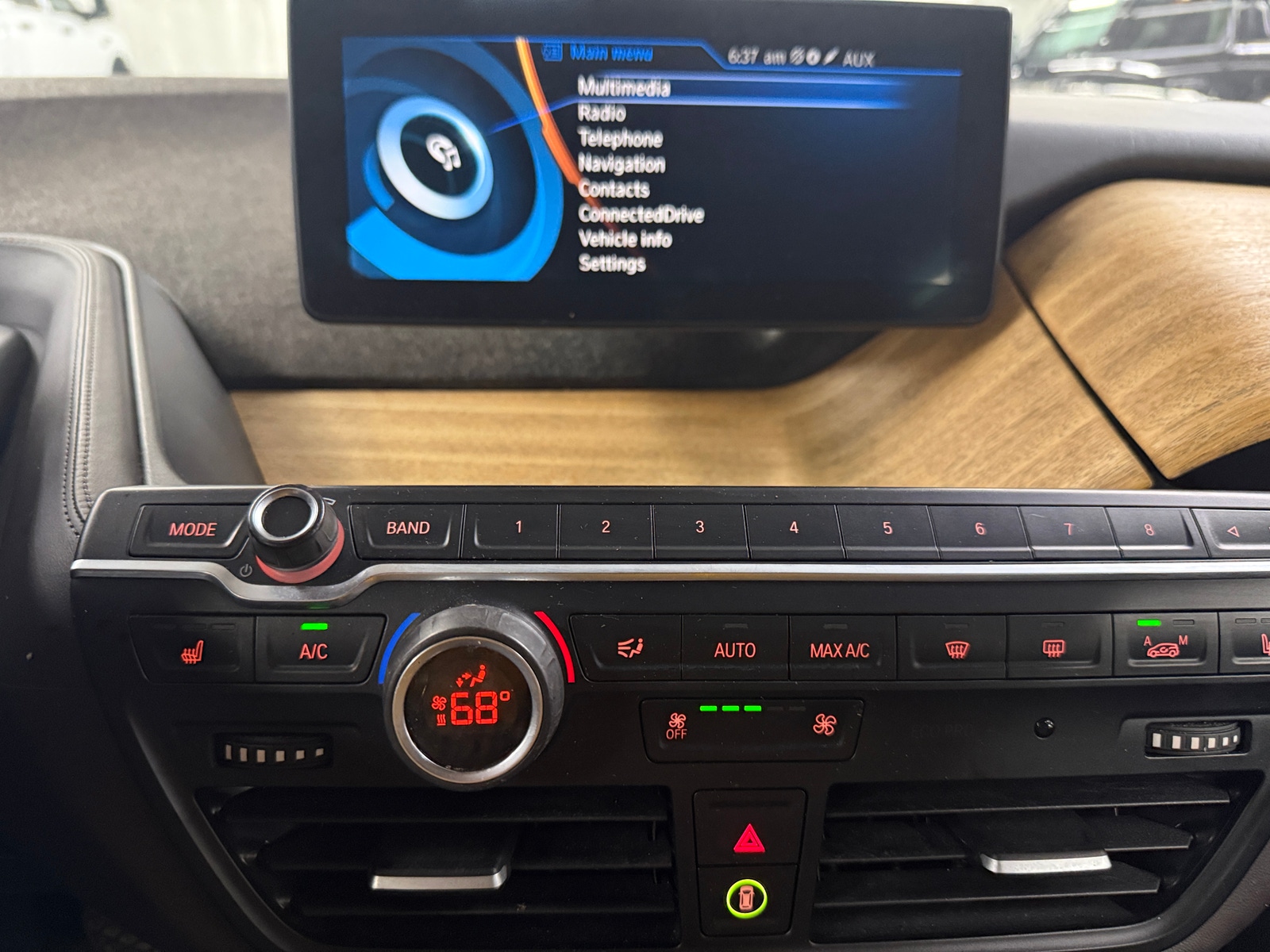 Thumbnail: 2015 BMW i3 - 3