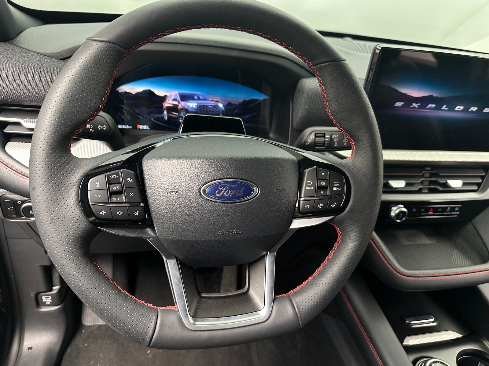 Thumbnail: 2025 Ford Explorer - 4