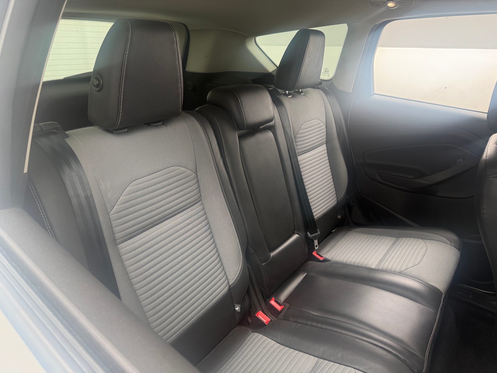 Thumbnail: 2017 Ford Escape - 6