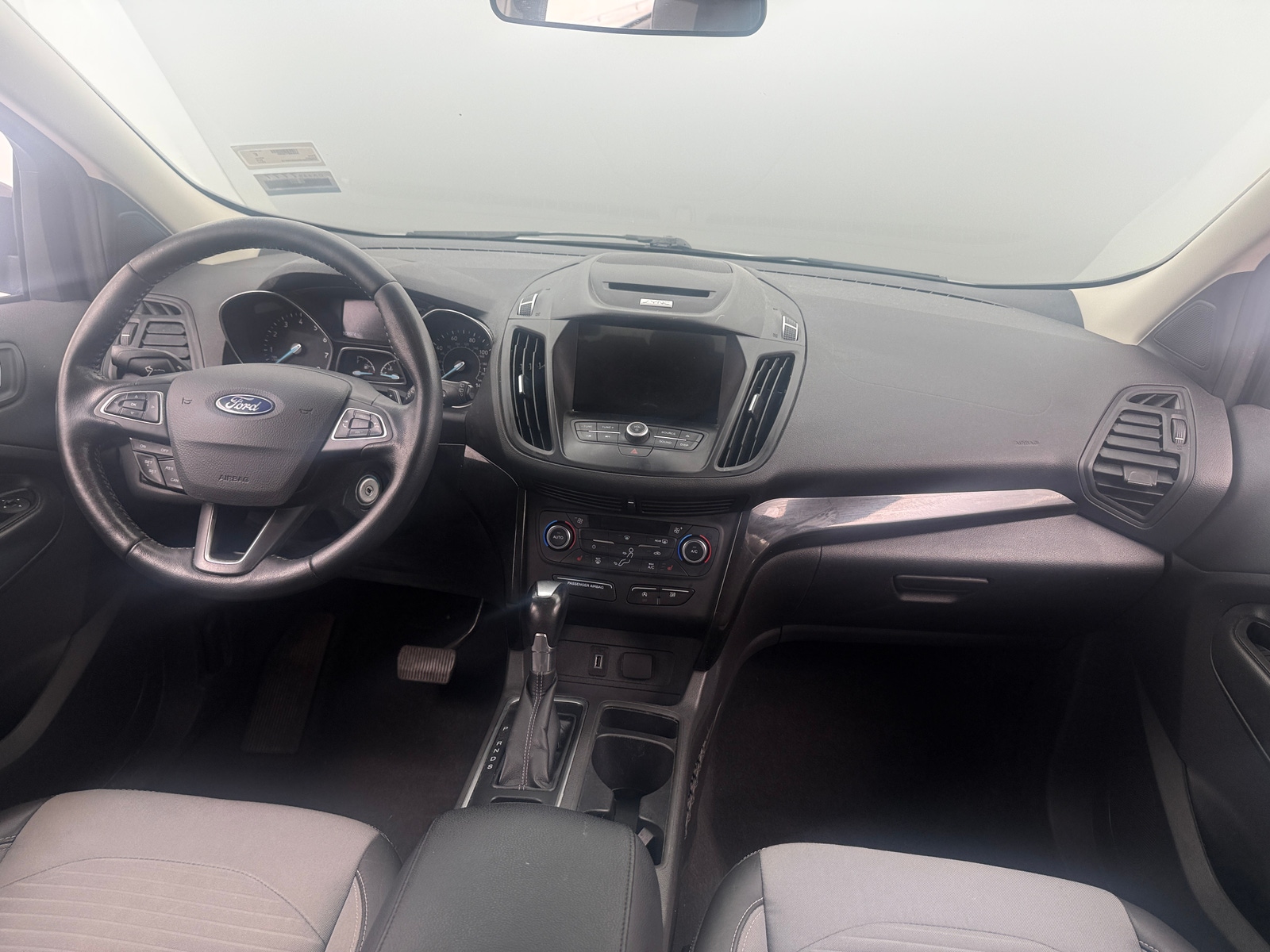 Thumbnail: 2017 Ford Escape - 3