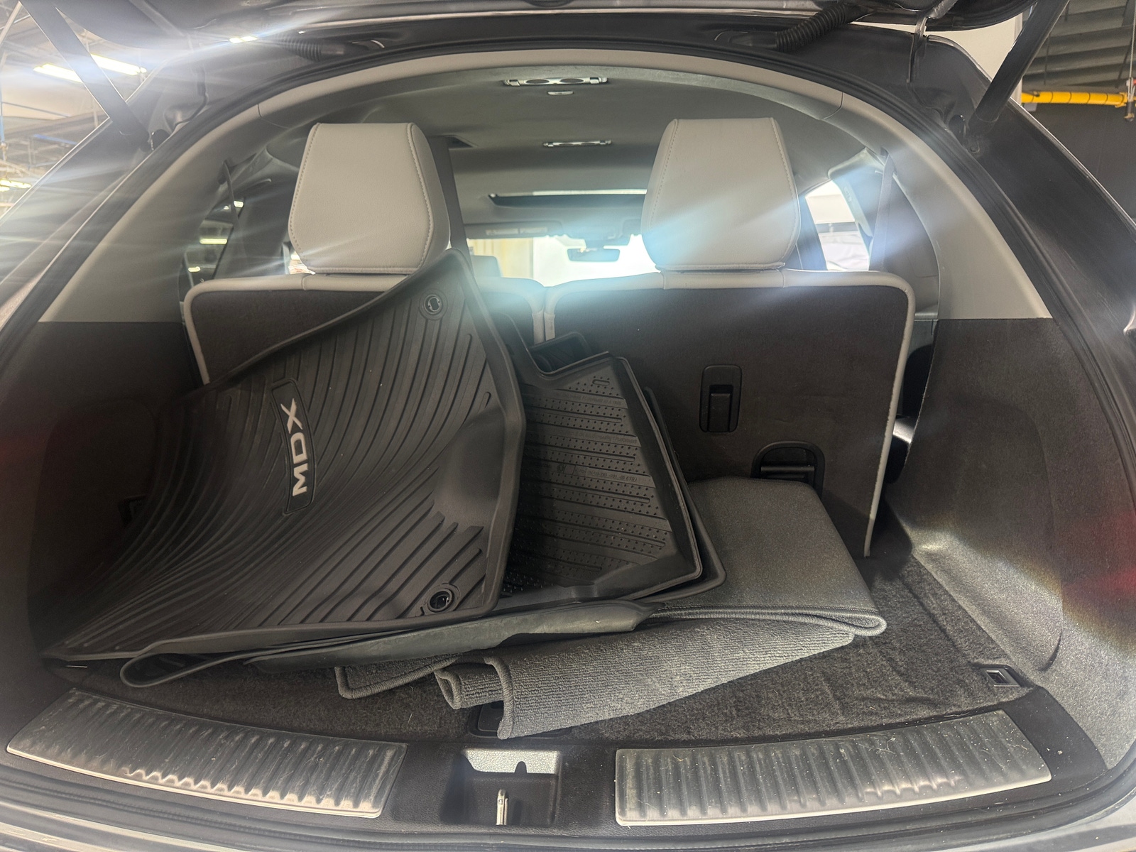 Thumbnail: 2018 Acura MDX - 6