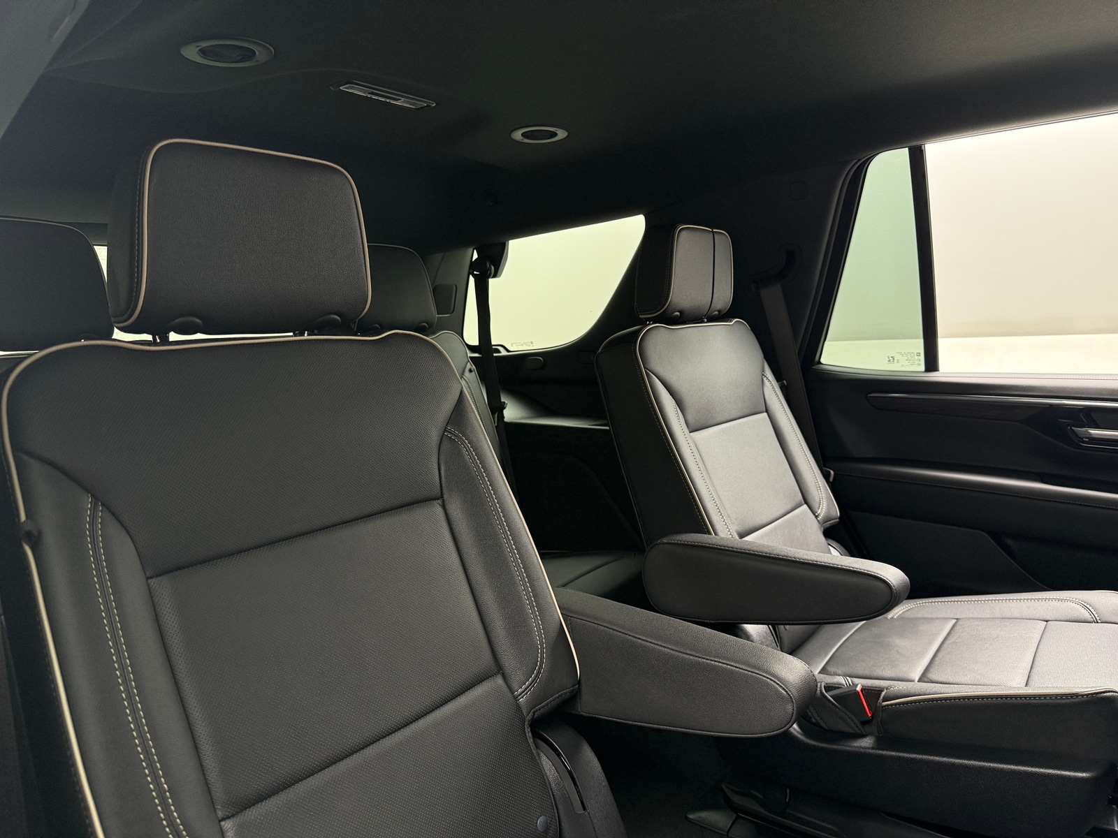 Thumbnail: 2025 Chevrolet Tahoe - 5