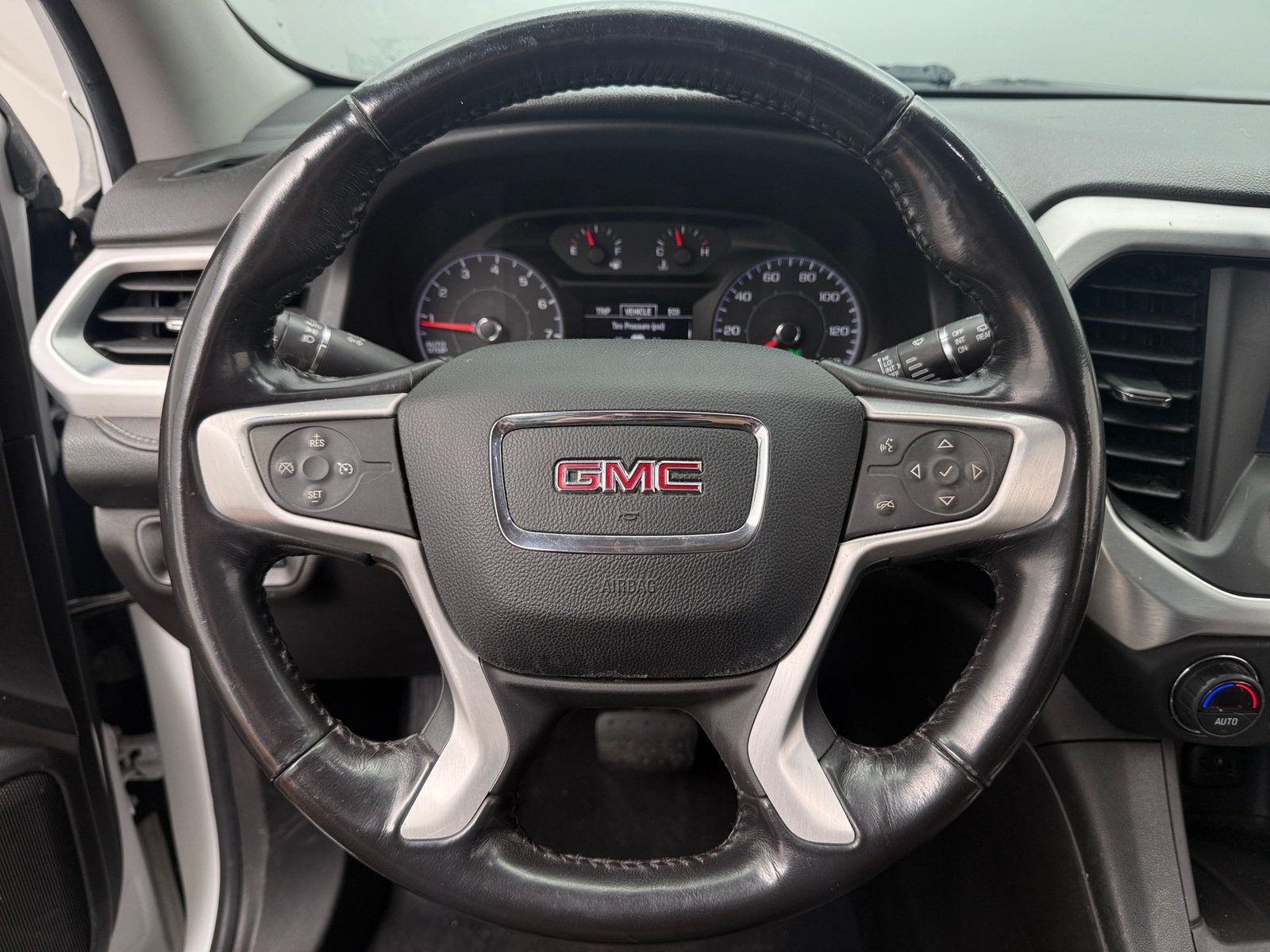 Thumbnail: 2019 GMC Acadia - 5