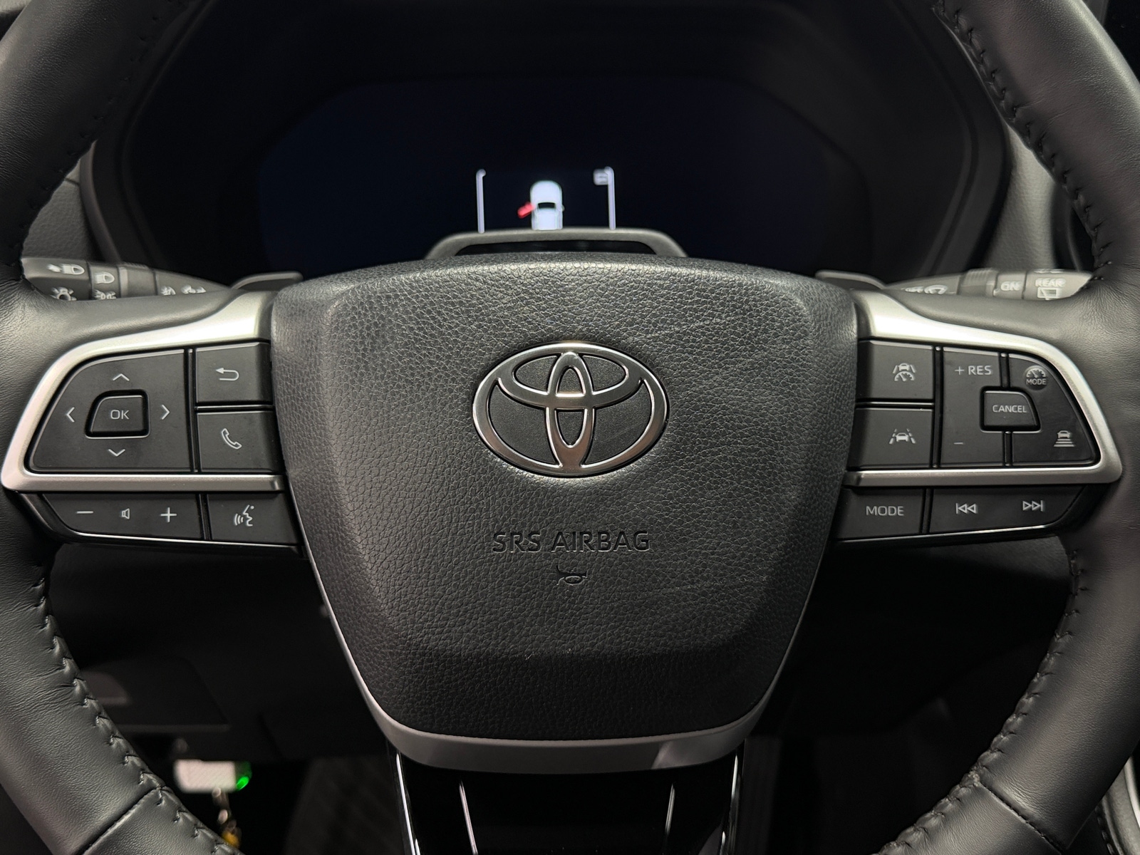 Thumbnail: 2024 Toyota Grand Highlander - 4