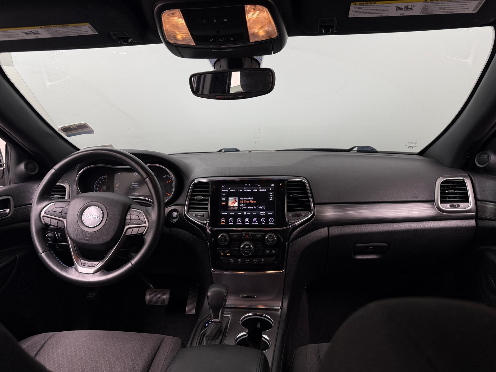 Thumbnail: 2019 Jeep Grand Cherokee - 3