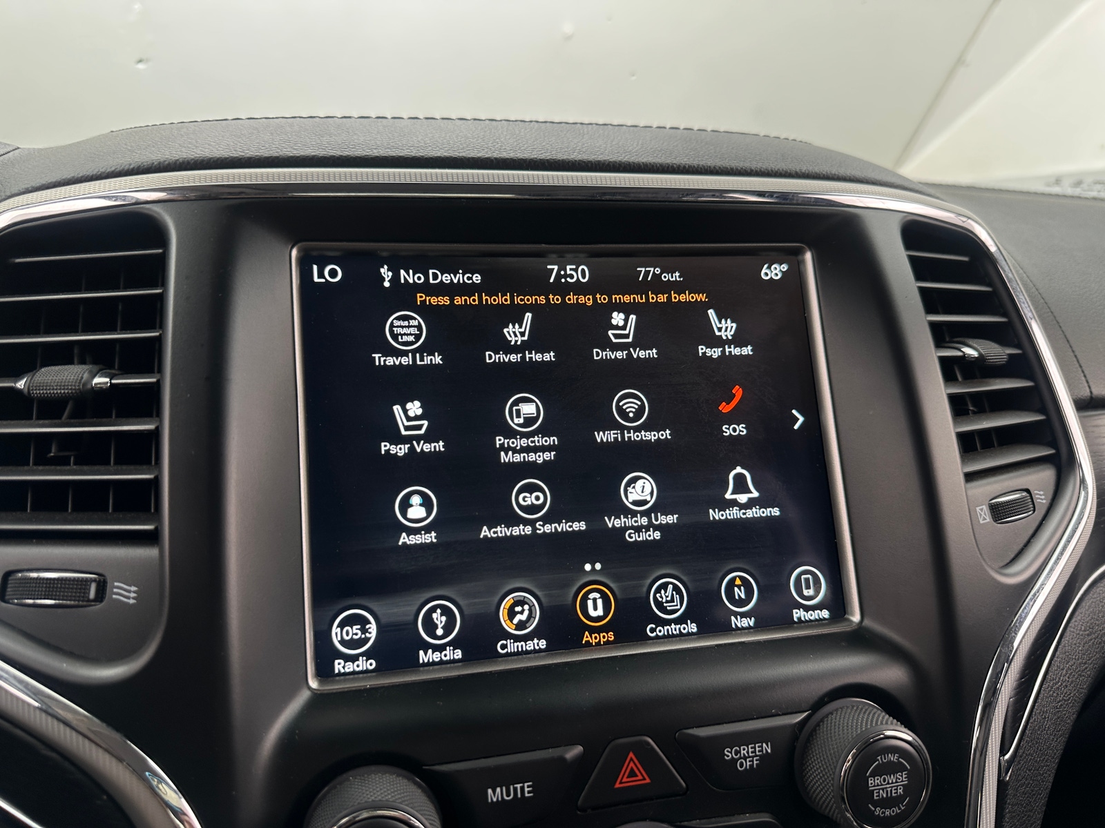 Thumbnail: 2018 Jeep Grand Cherokee - 3