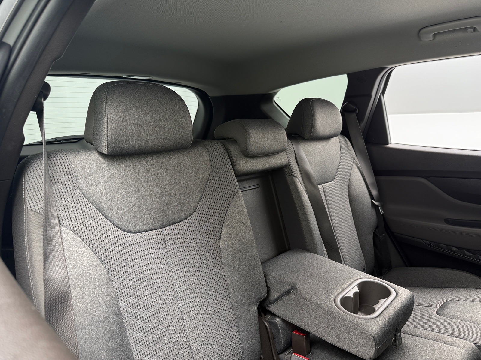 Thumbnail: 2019 Hyundai Santa Fe - 6