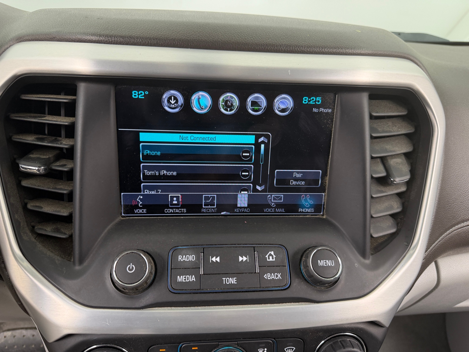 Thumbnail: 2017 GMC Acadia - 3