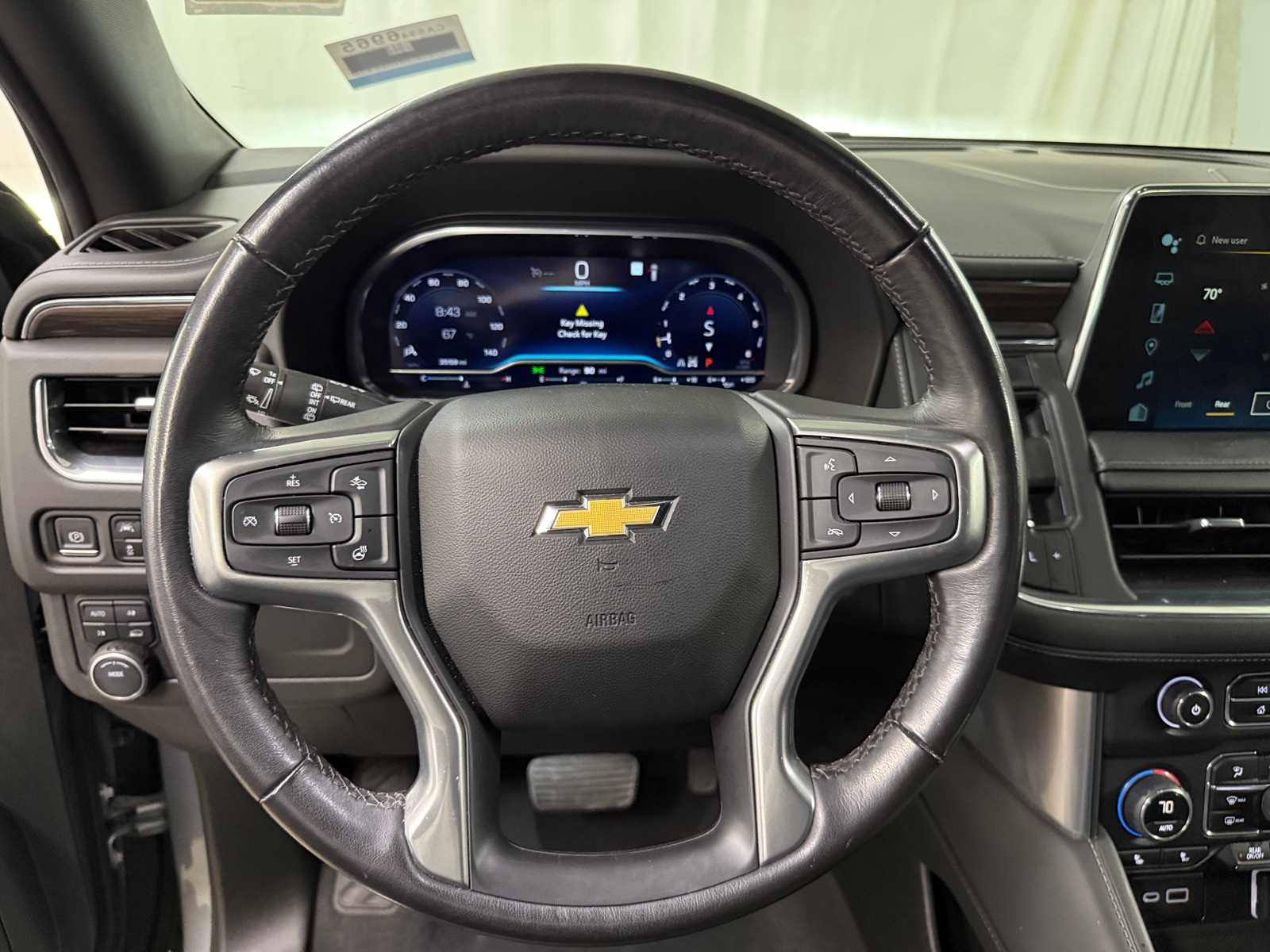 Thumbnail: 2023 Chevrolet Tahoe - 4
