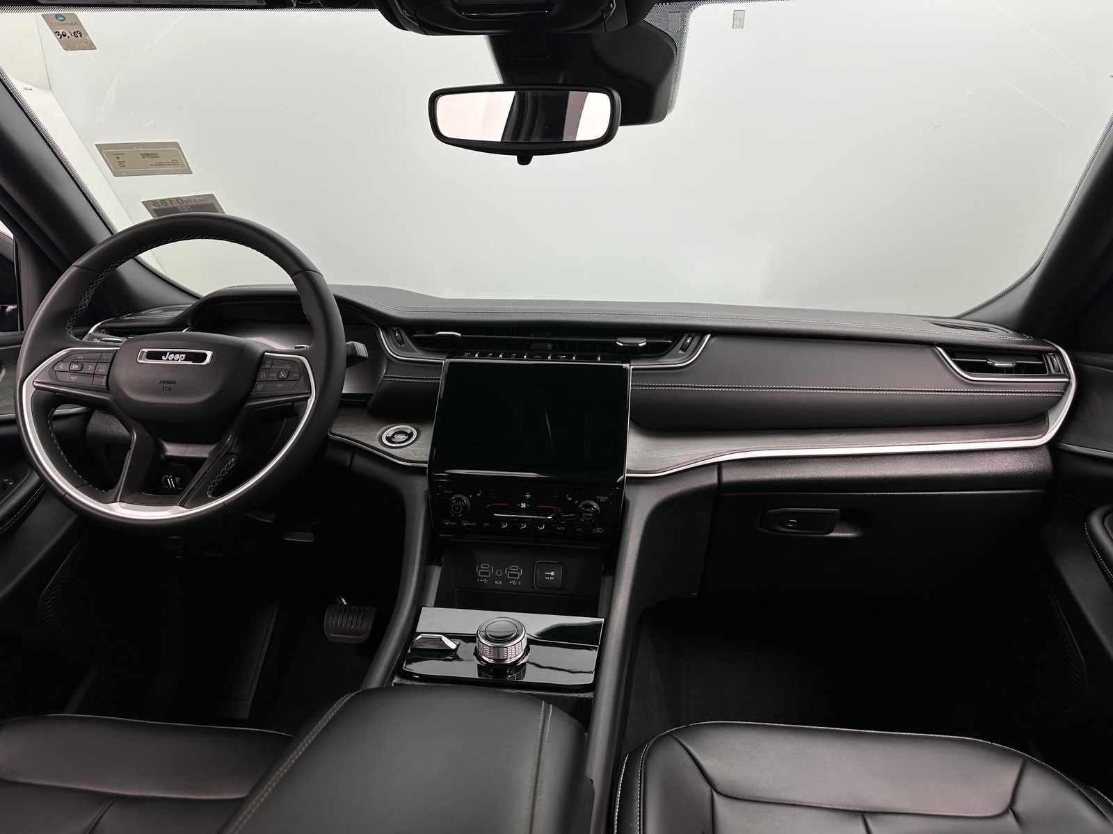 Thumbnail: 2024 Jeep Grand Cherokee L - 2