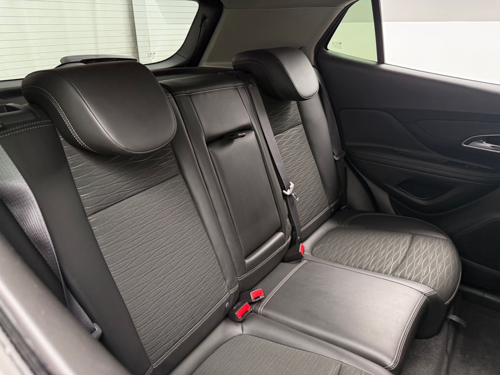 Thumbnail: 2015 Buick Encore - 6