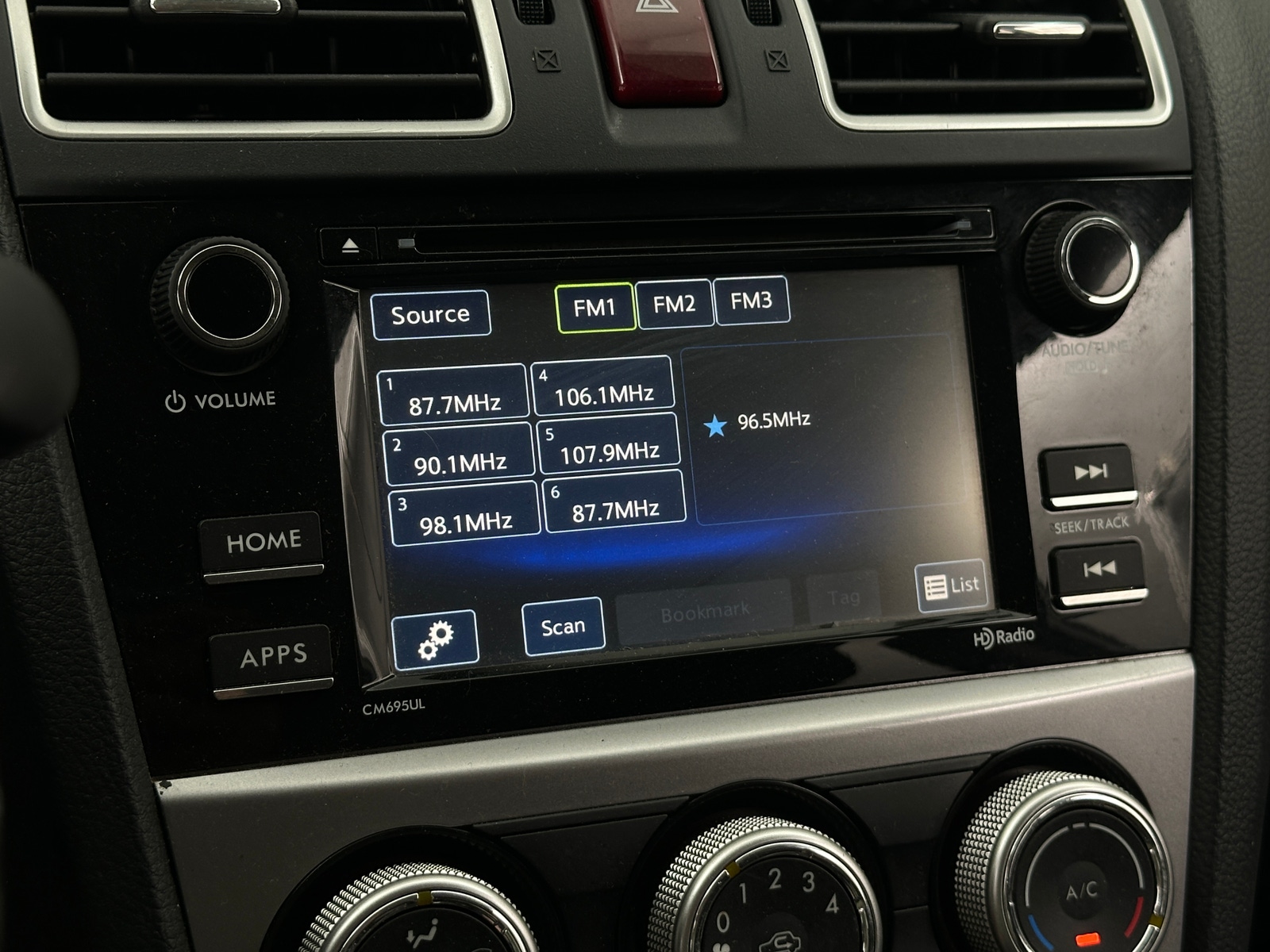 Thumbnail: 2016 Subaru Crosstrek - 4