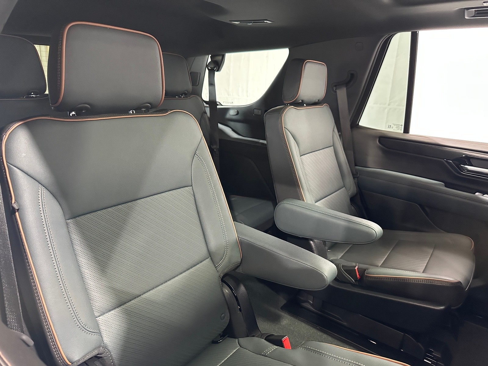 Thumbnail: 2025 GMC Yukon - 5