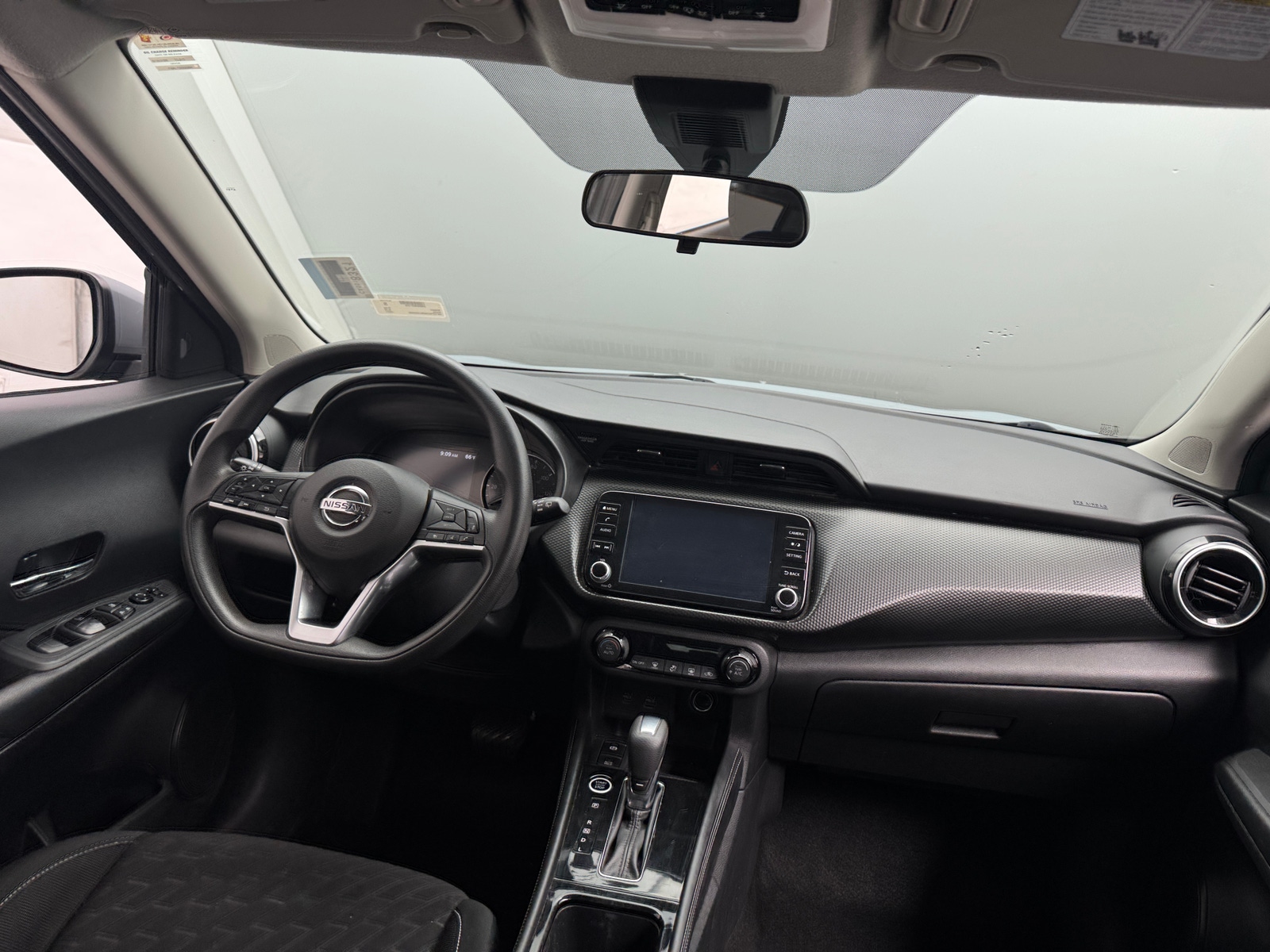 Thumbnail: 2021 Nissan Kicks - 3