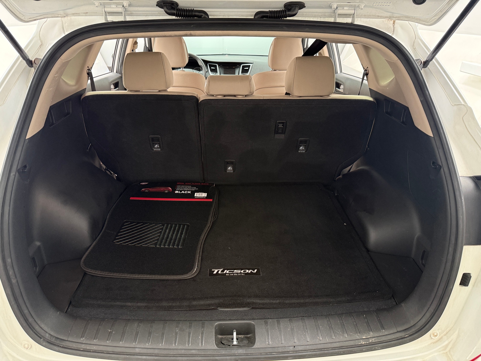 Thumbnail: 2017 Hyundai Tucson - 7